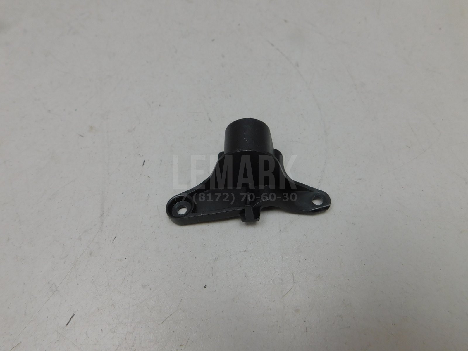 Крепеж фары Skoda Fabia 2007-2015 Skoda 5J0998225D