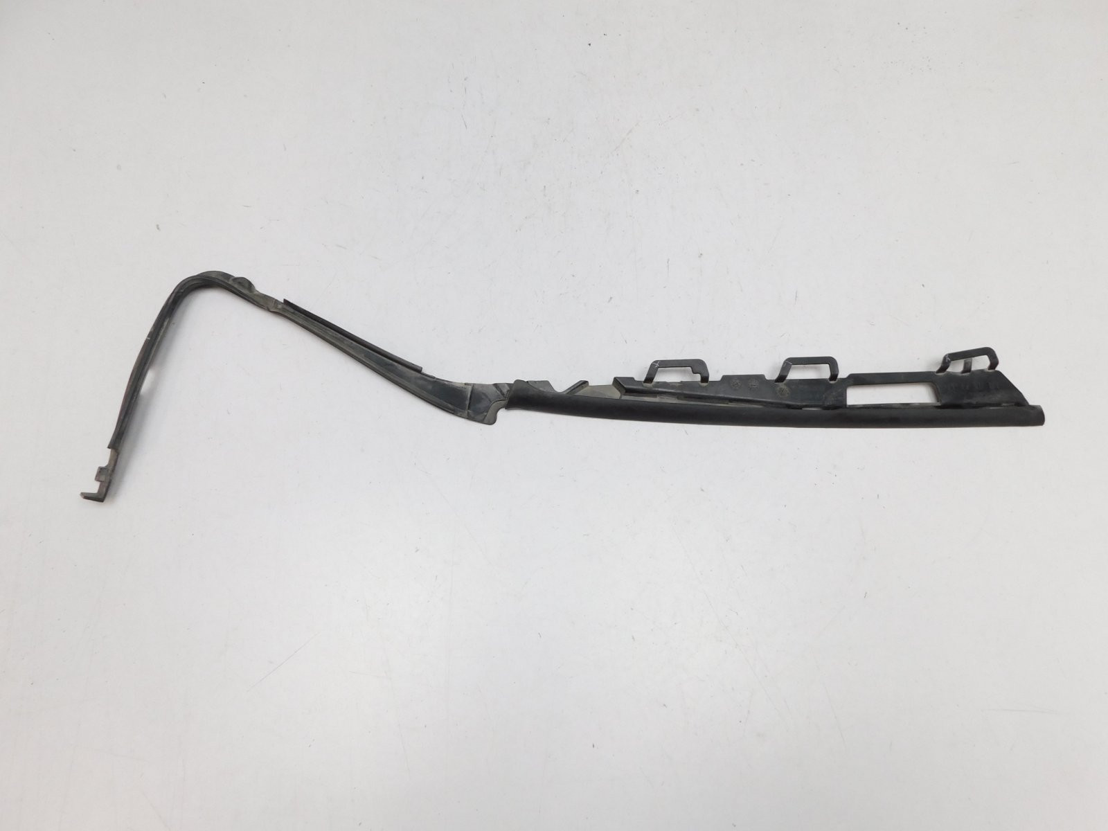 Уплотнитель фары BMW 5-серия G30 2016>