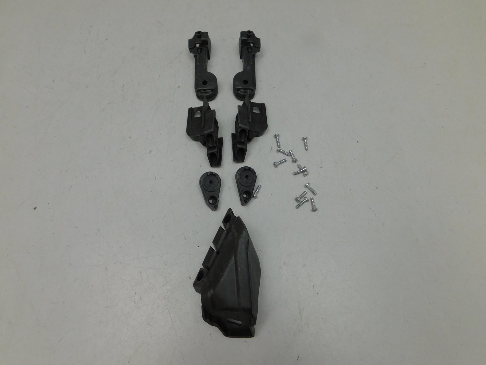 Крепеж фары Opel Astra J 2010>