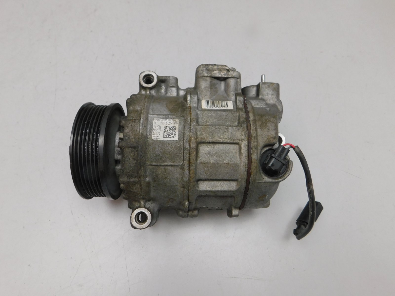 Компрессор кондиционера Volkswagen Transporter T5 2003-2015