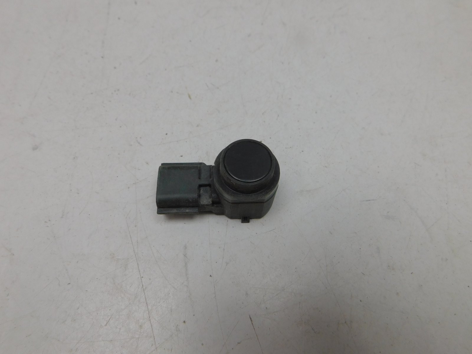 Датчик парковки Renault Sandero 2014>