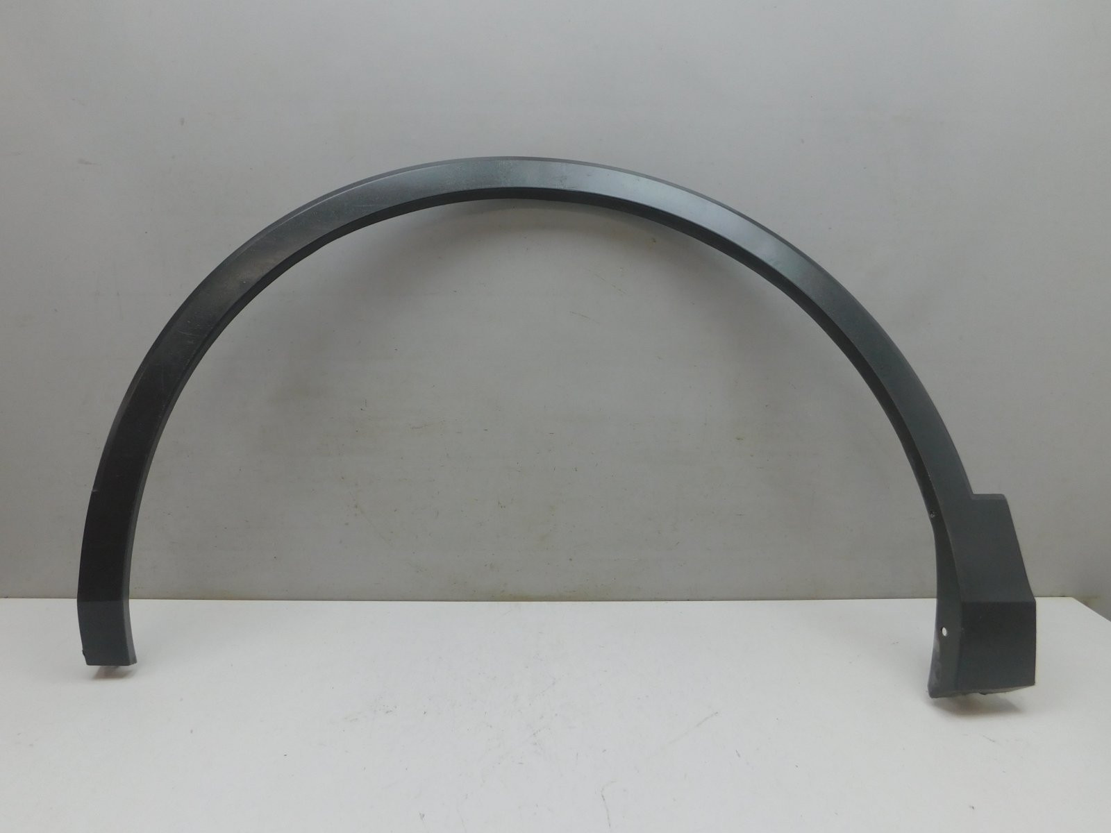 Накладка крыла переднего левого Volkswagen Tiguan 2017>