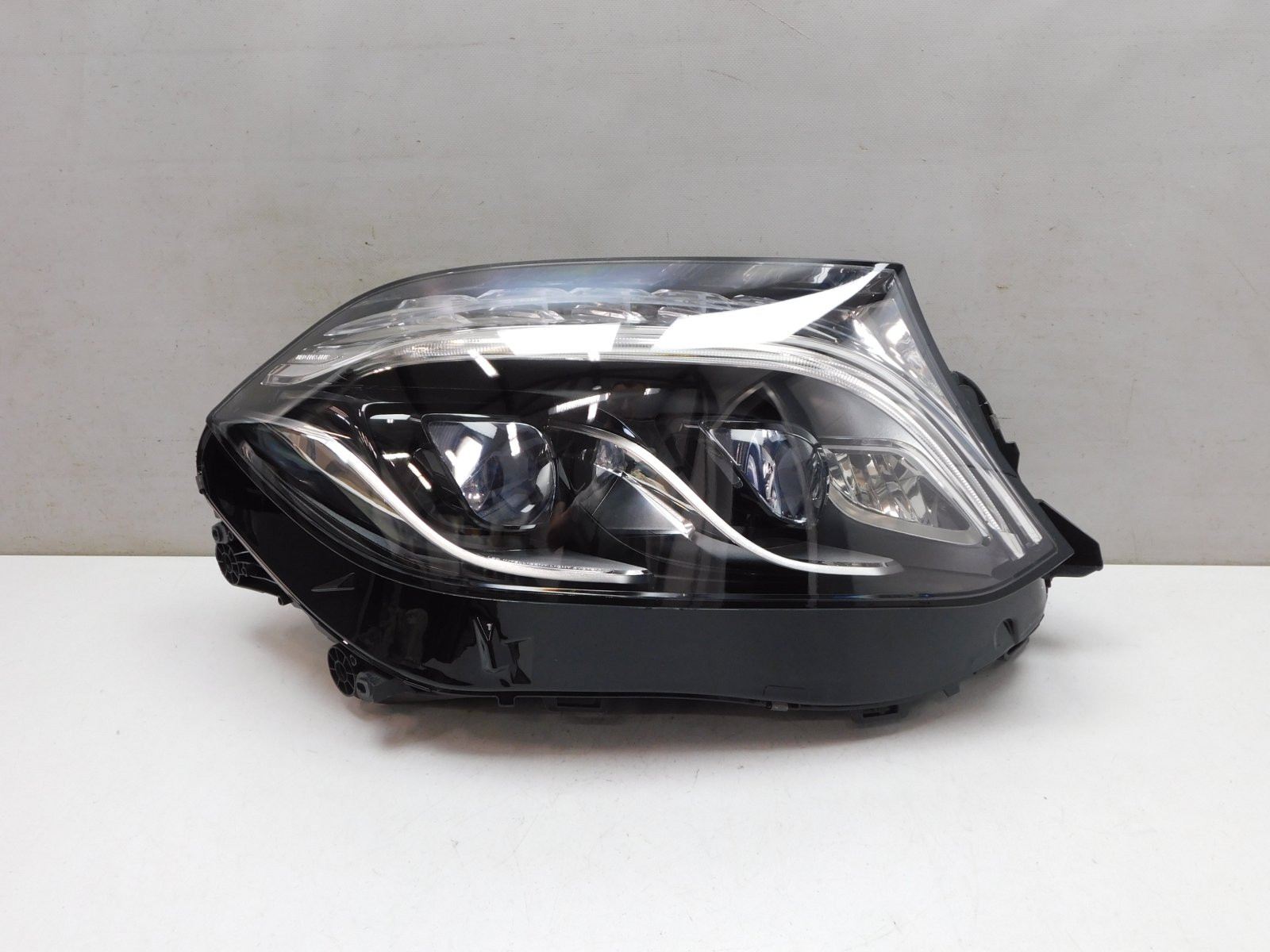 Фара правая Mercedes-Benz GL/GLS-klasse X166 2012>