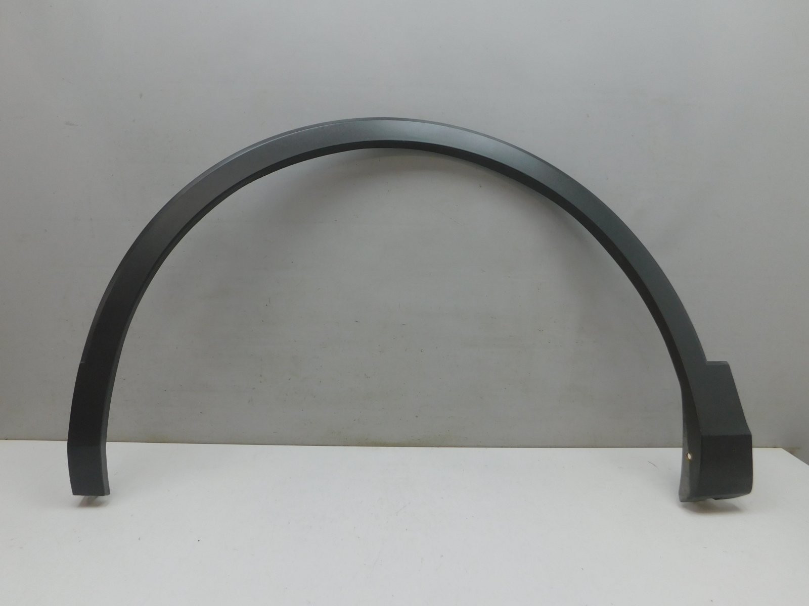 Накладка крыла переднего левого Volkswagen Tiguan 2017>