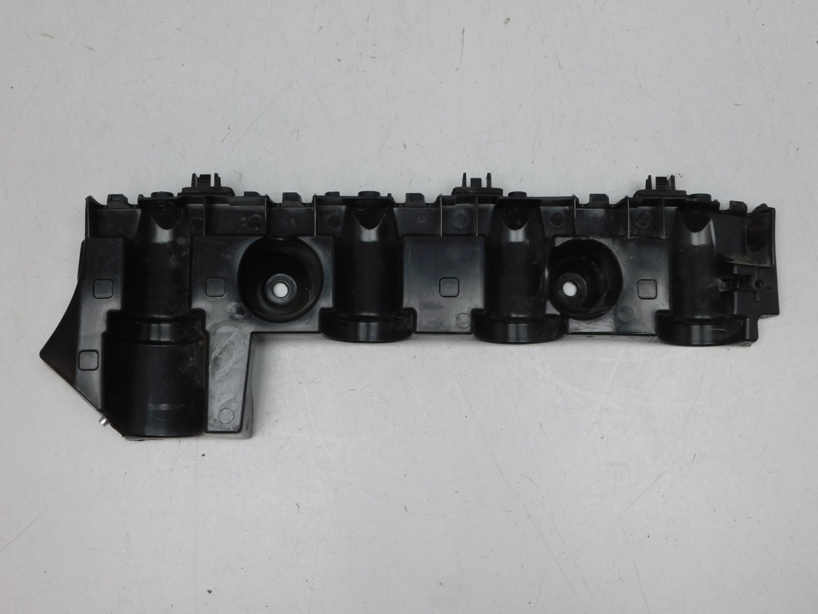 Кронштейн заднего бампера Renault Arkana 2019>