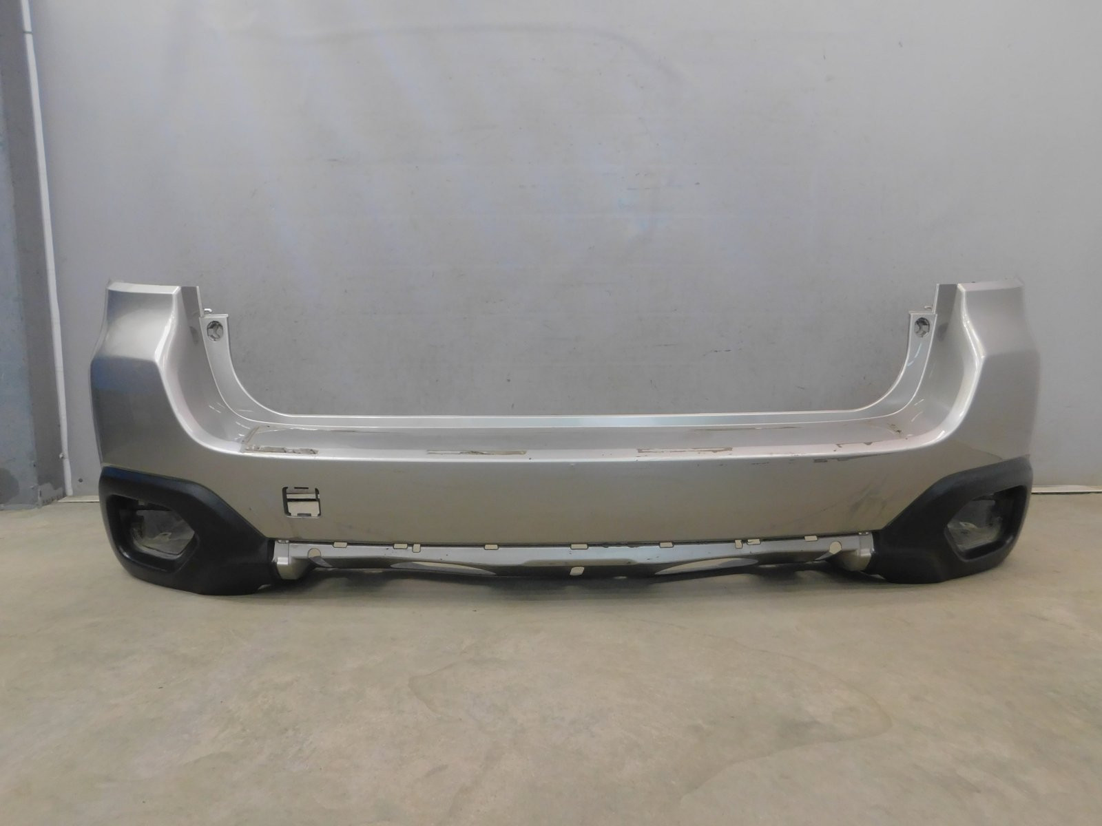 Бампер задний Subaru Legacy Outback (B15) 2015>