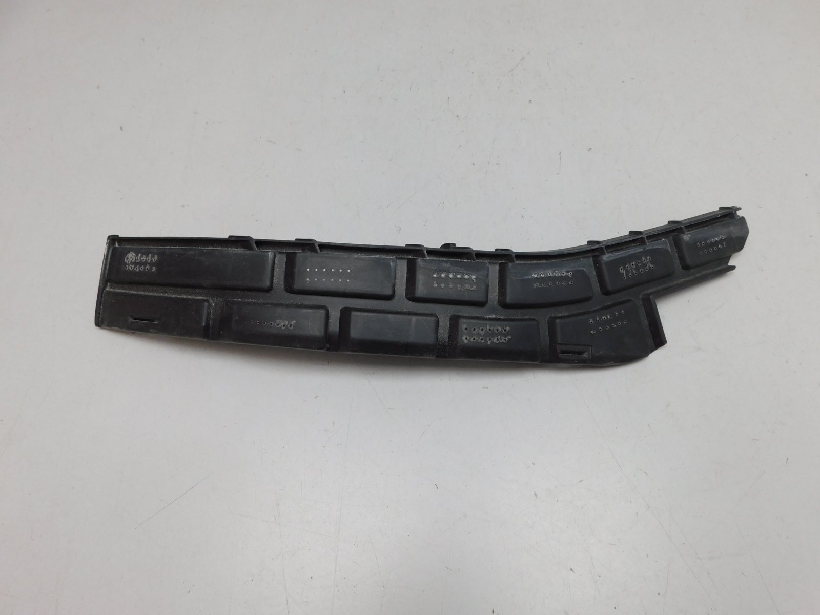 Кронштейн переднего бампера Haval F7 2019>