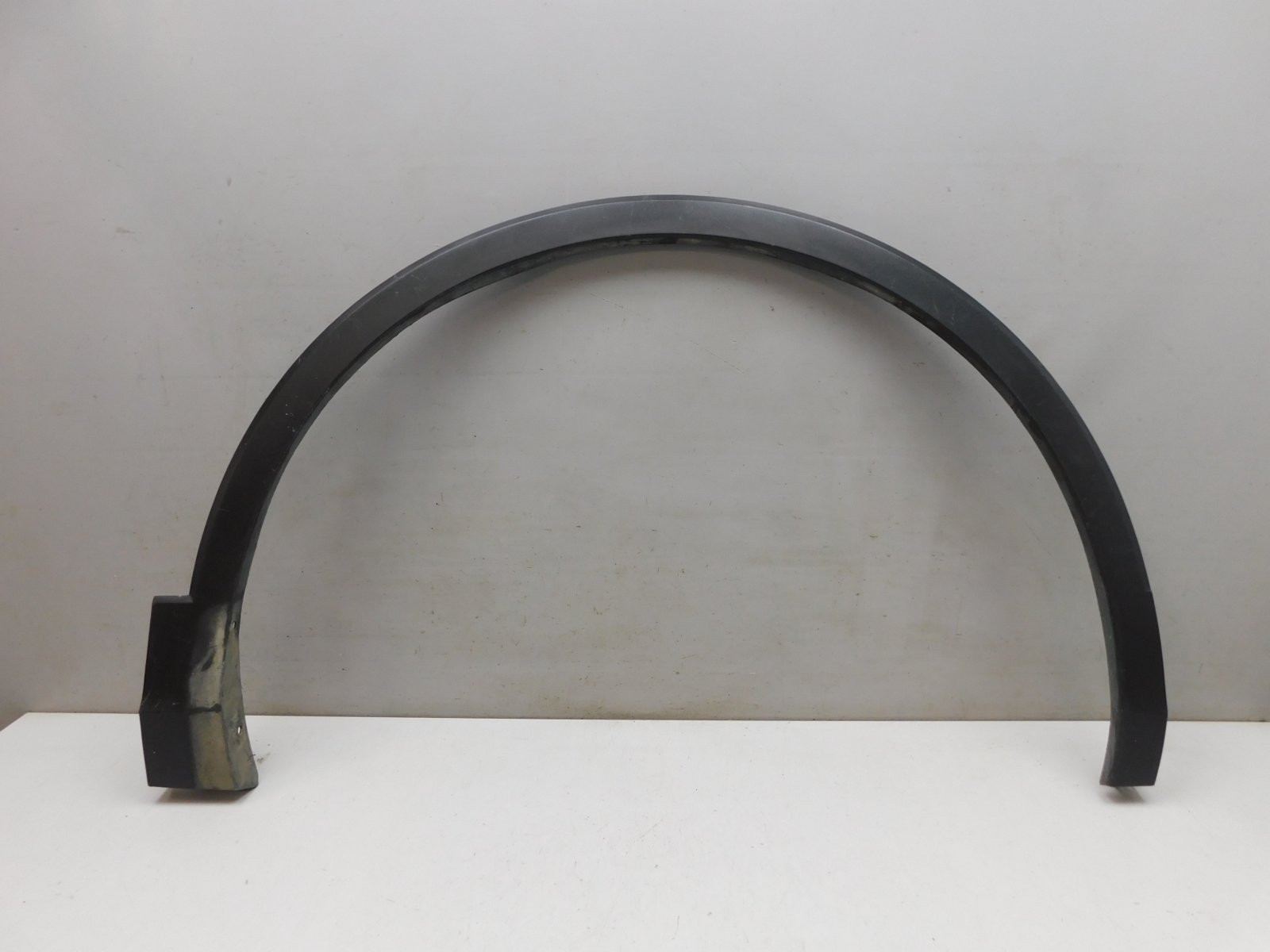 Накладка крыла переднего правого Volkswagen Tiguan 2017>