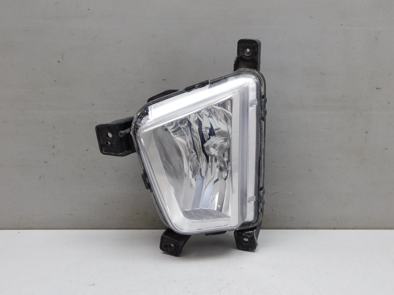 Фара противотуманная левая Hyundai Creta 2016>