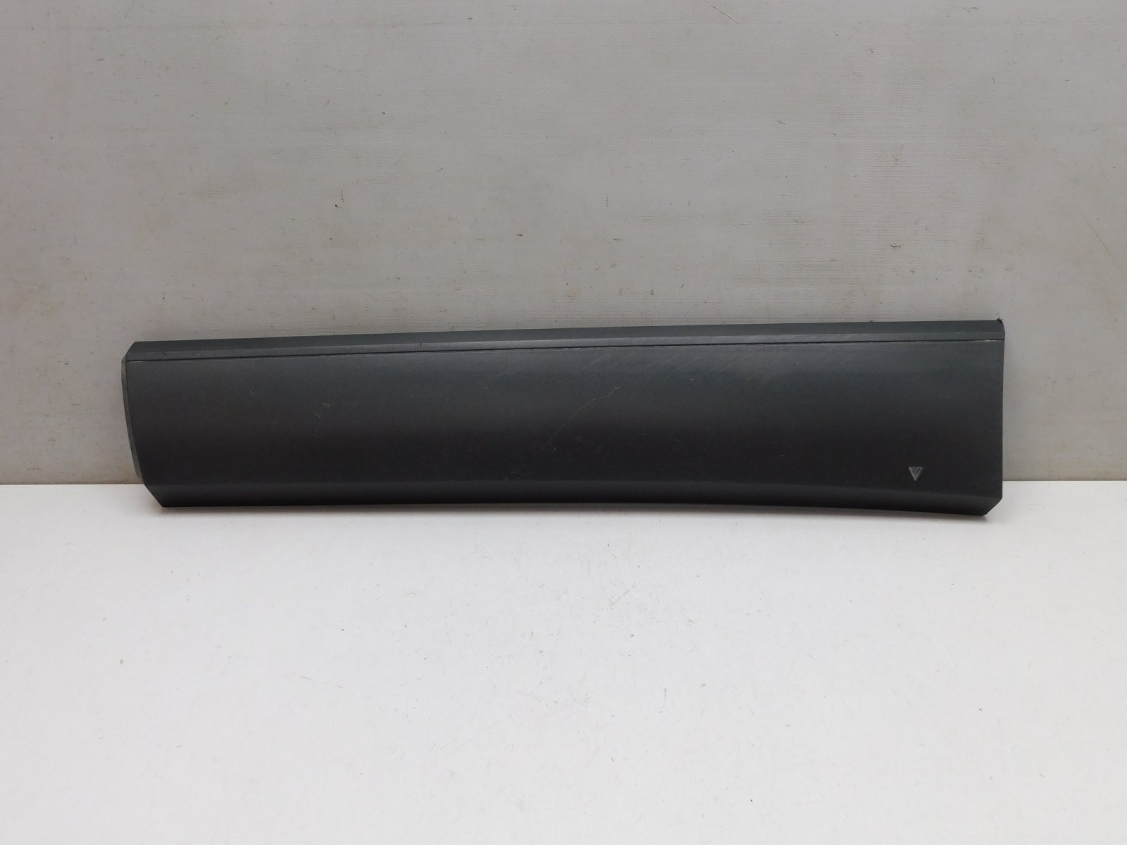 Накладка двери задней левой Renault Arkana 2019>