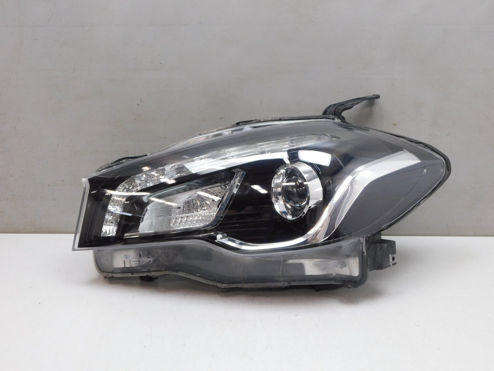 Фара левая Suzuki SX4 2013>