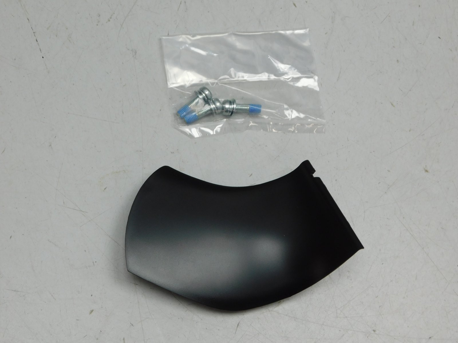 Накладка зеркала левого Toyota Land Cruiser (200) 2008>