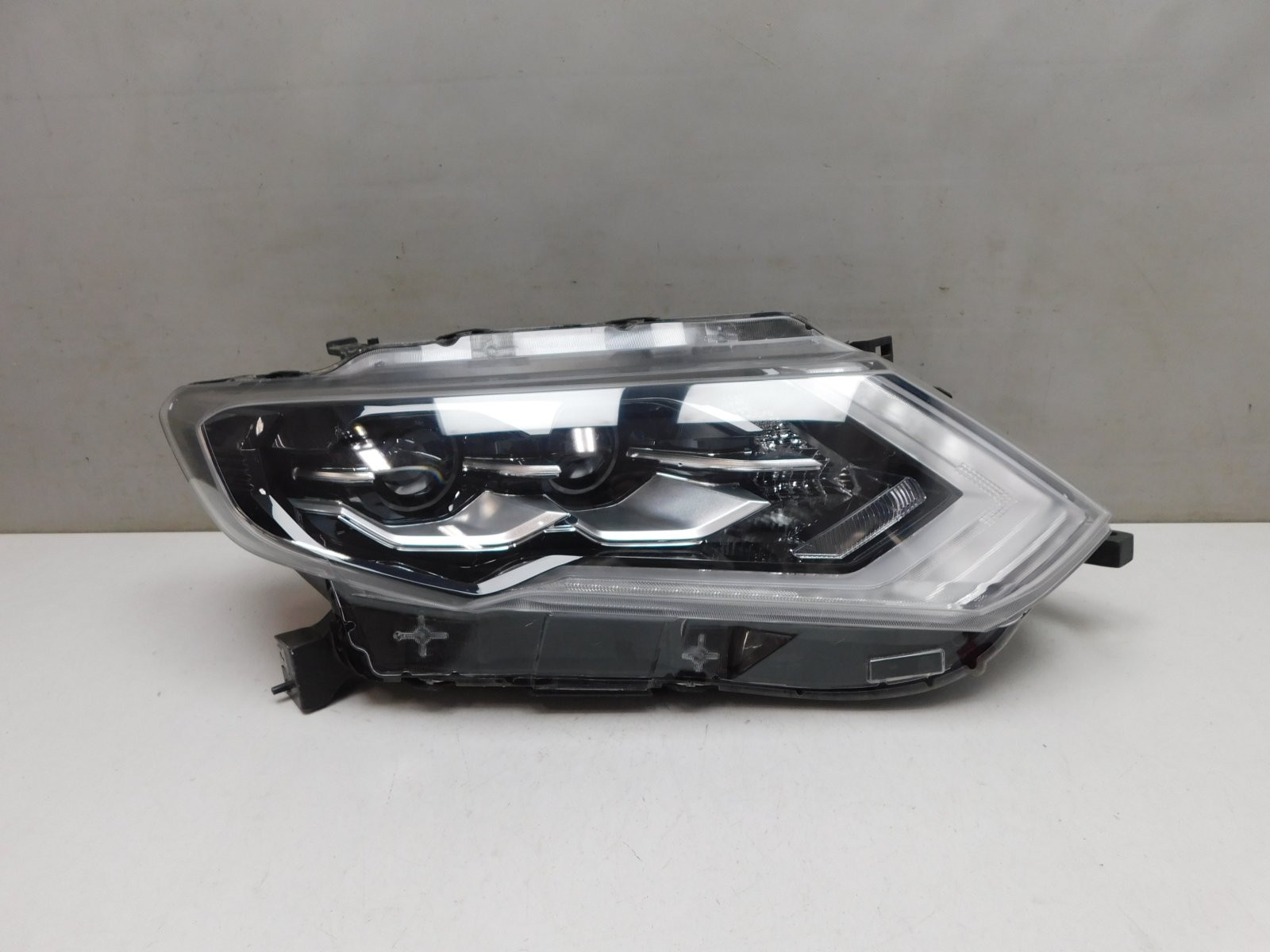 Фара правая Nissan X-Trail (T32) 2014>