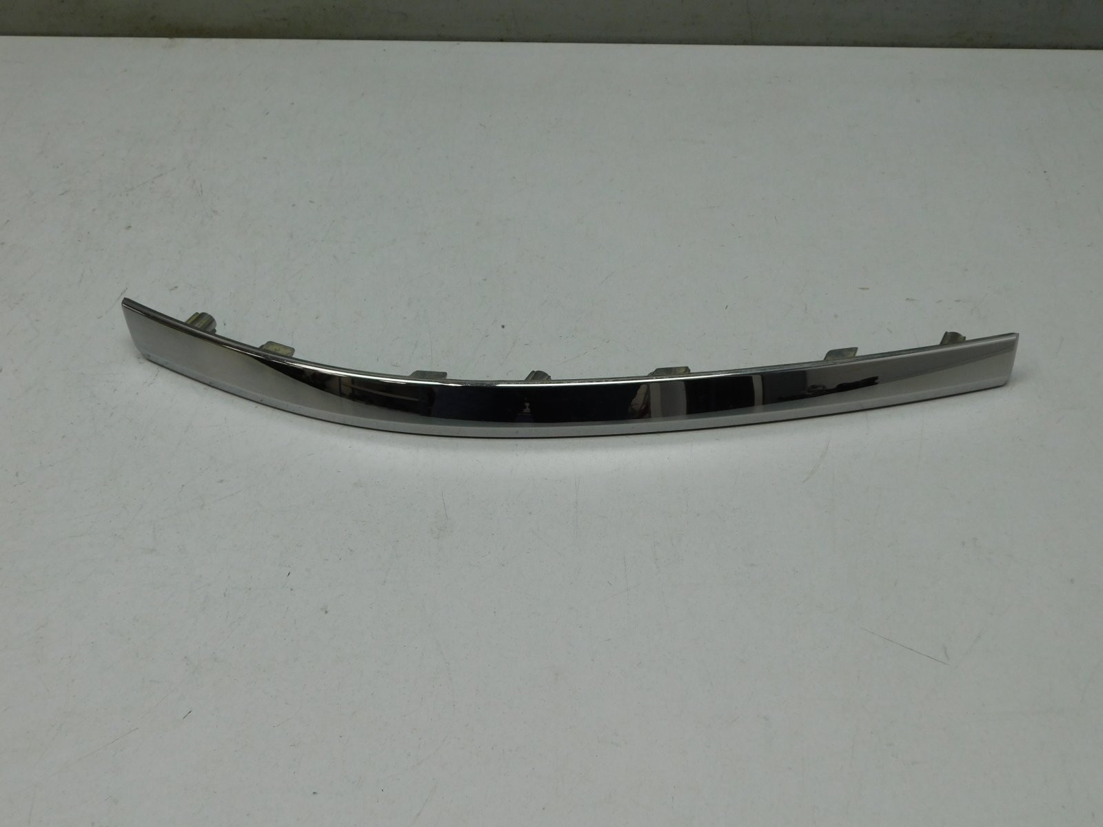 Молдинг заднего бампера Renault Arkana 2019>