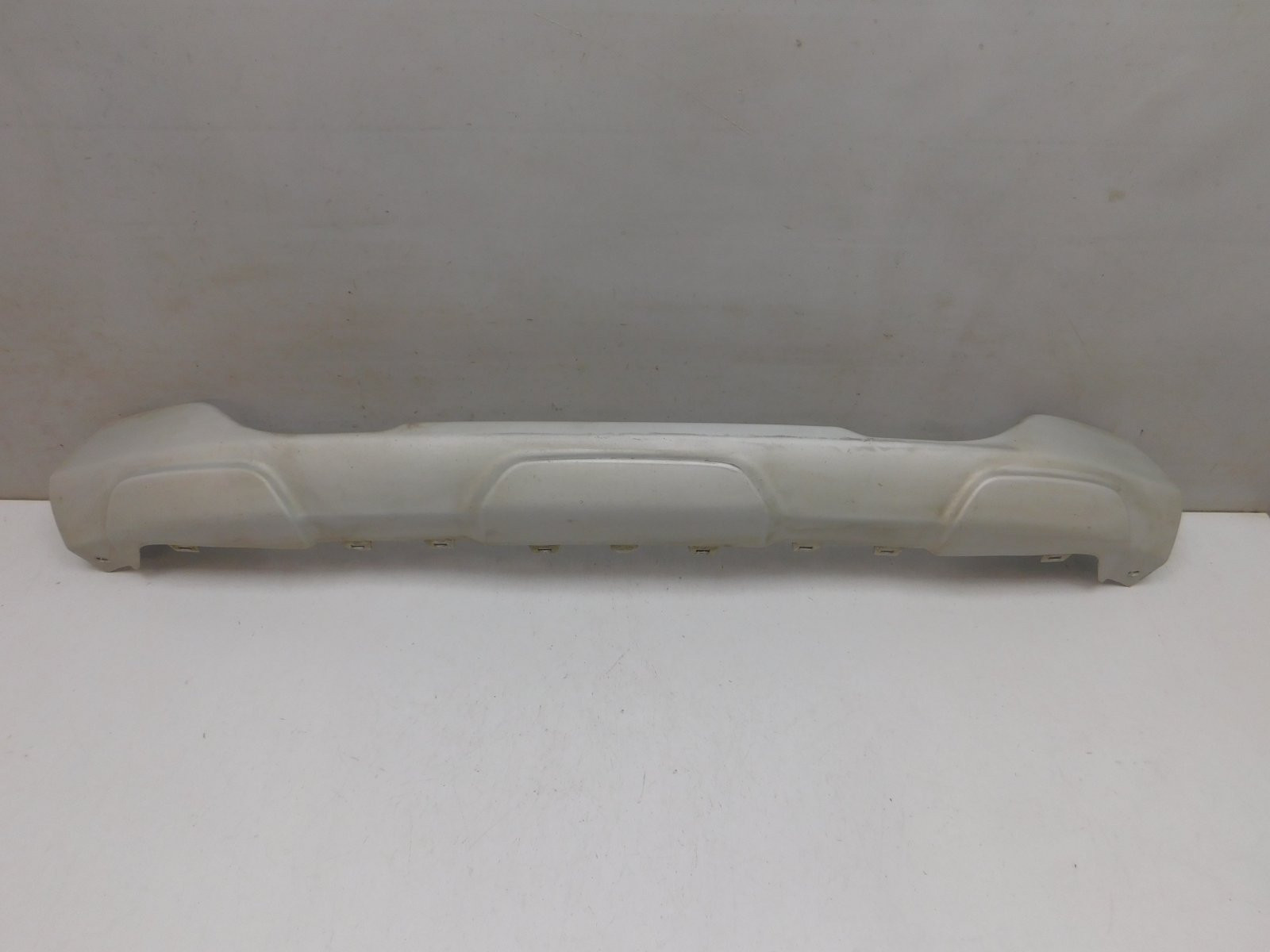 Накладка переднего бампера Renault Sandero 2014>