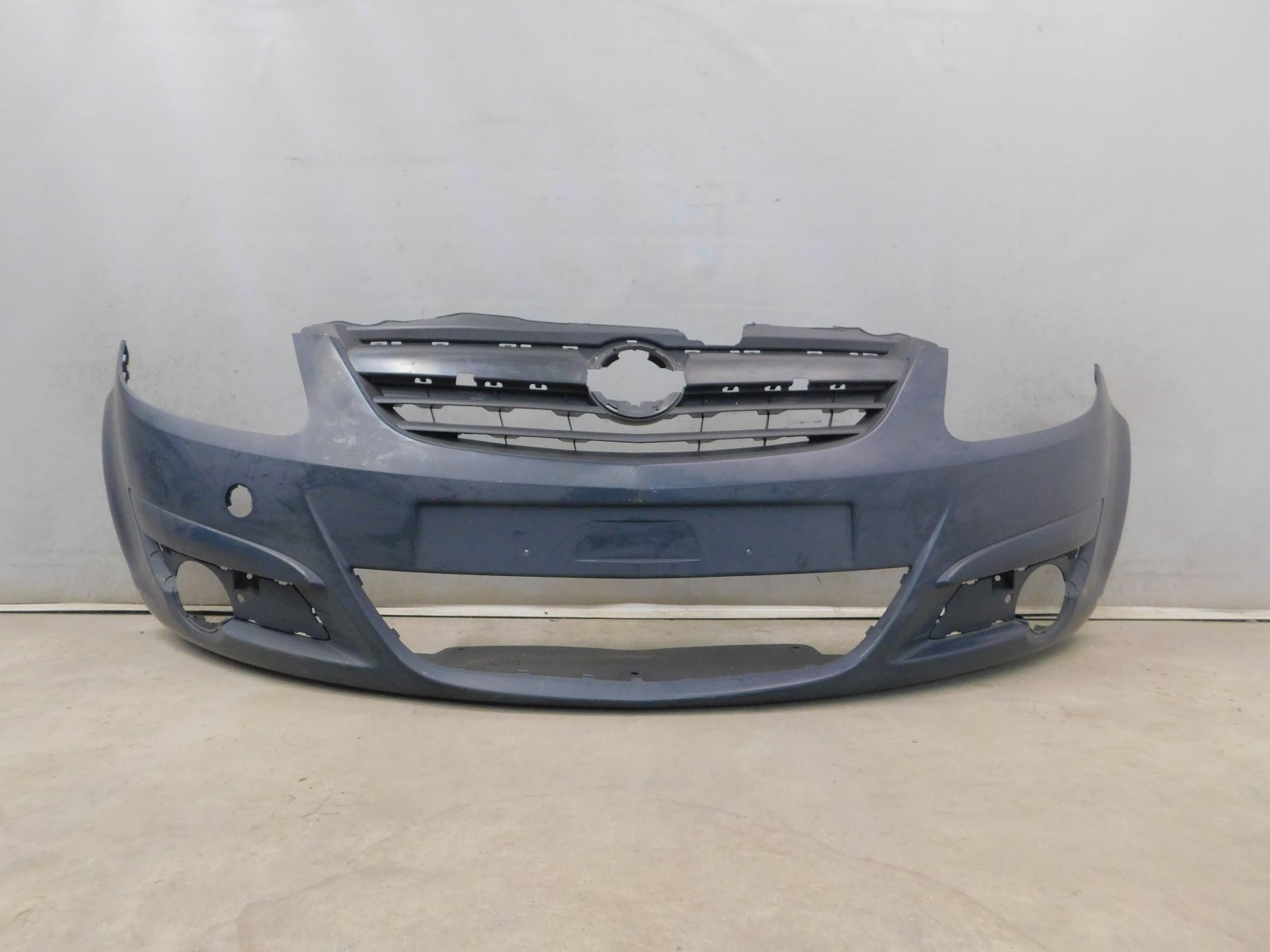 Бампер передний Opel Corsa D 2006>