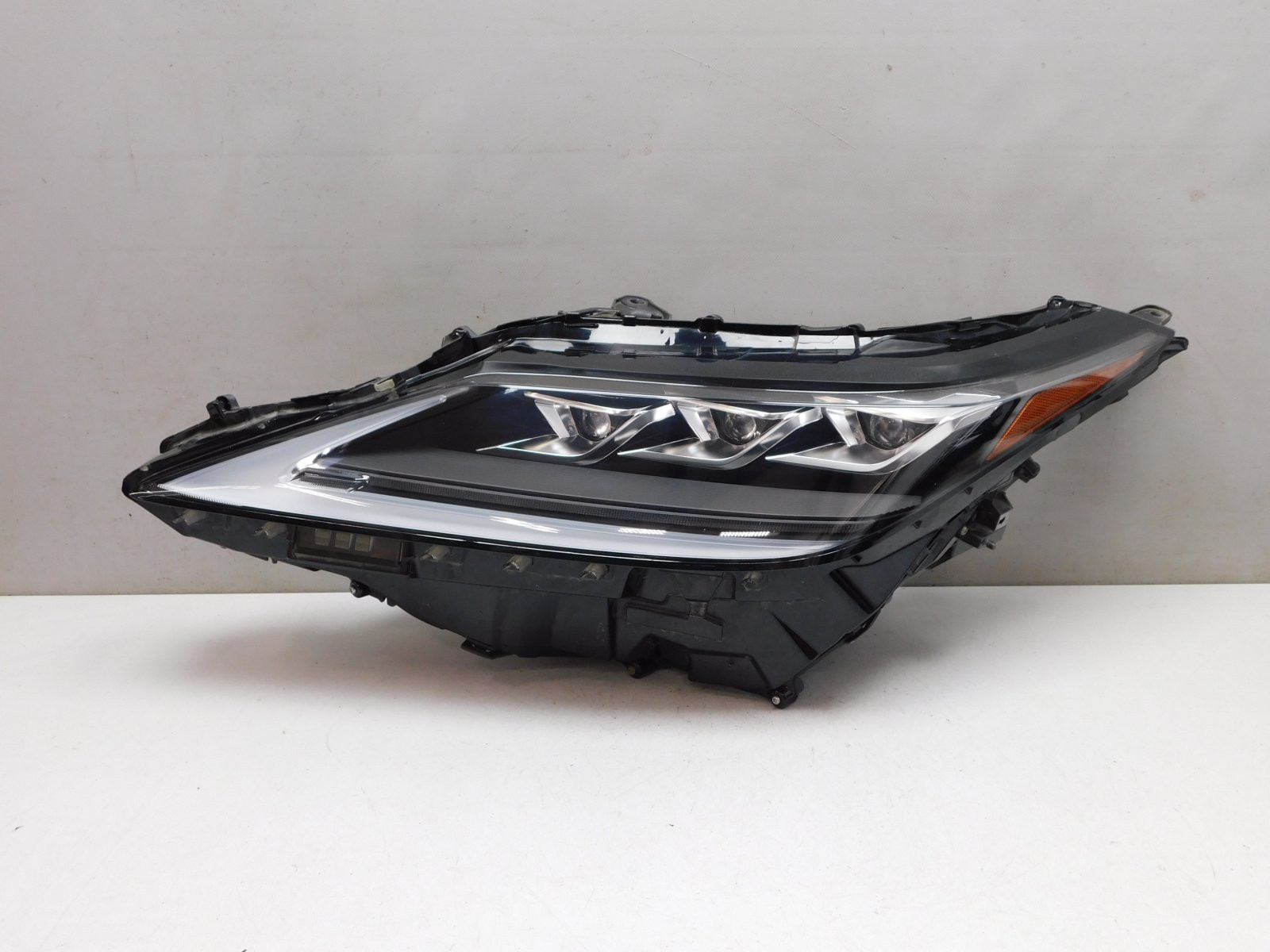 Фара левая Lexus RX IV 2015>