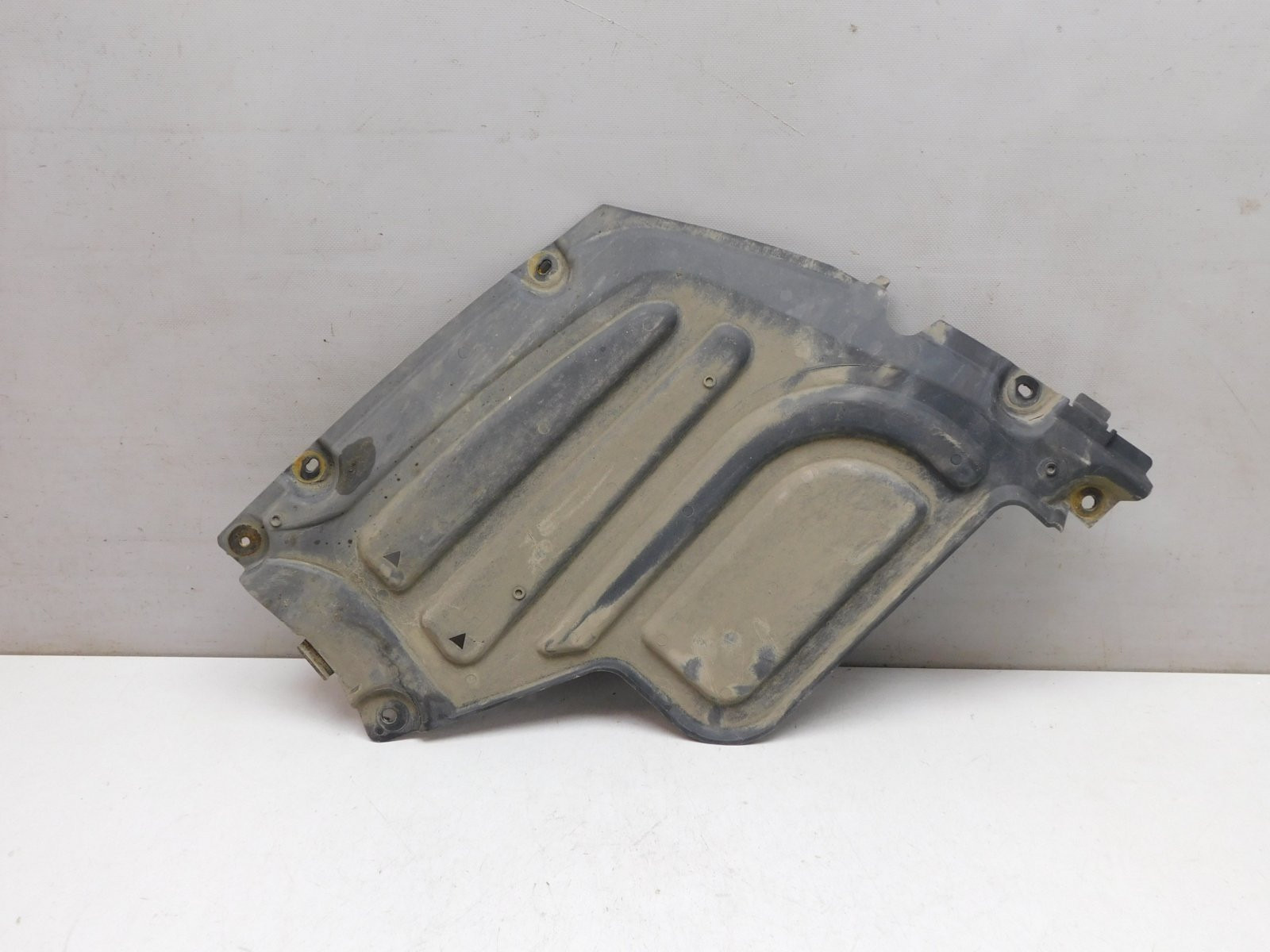 Пыльник BMW X5 G05 2018>