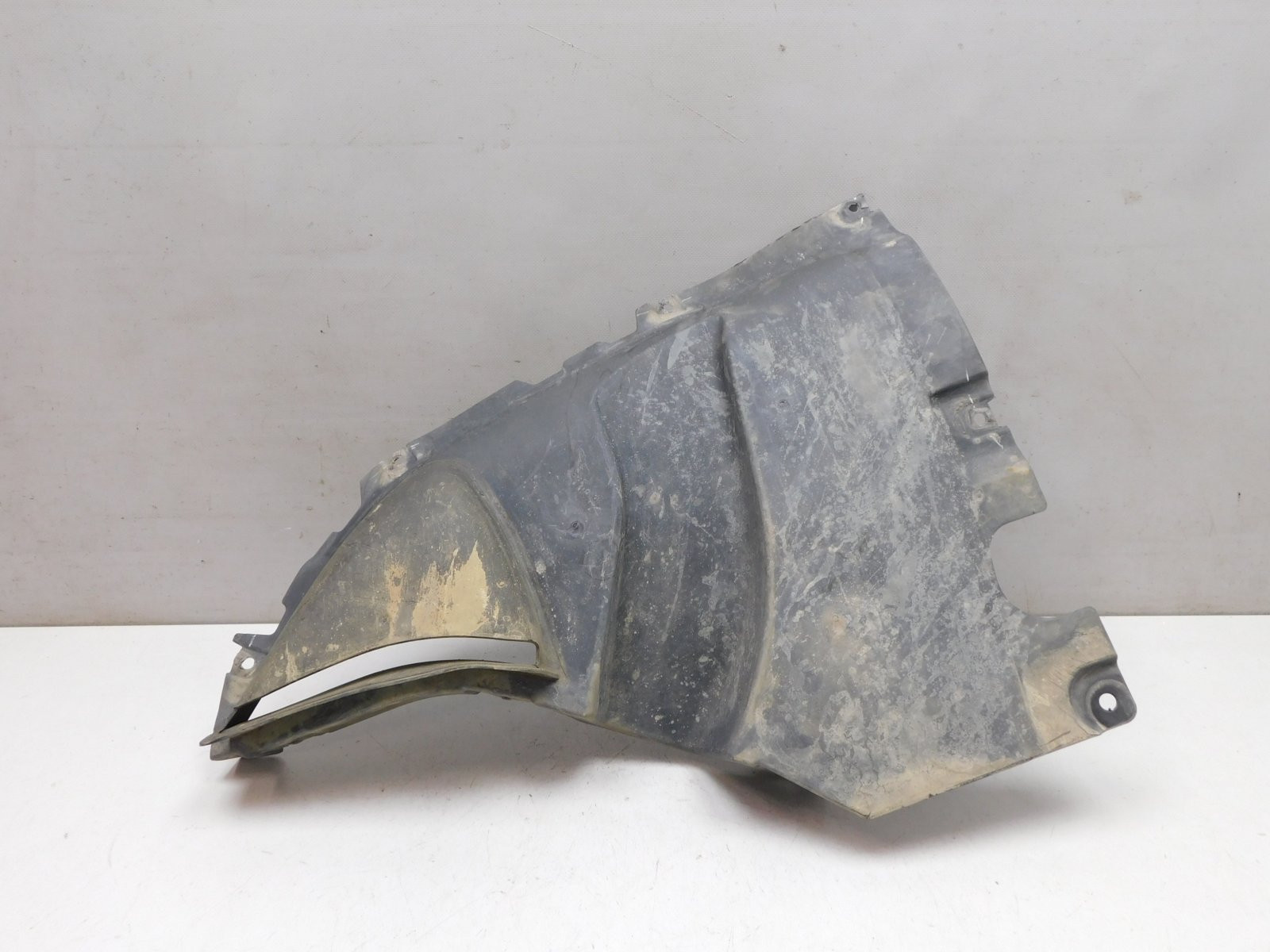 Пыльник BMW X5 G05 2018>