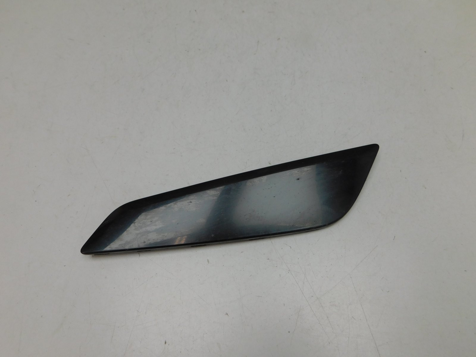 Накладка крыла переднего левого BMW 5-серия G30 2016>