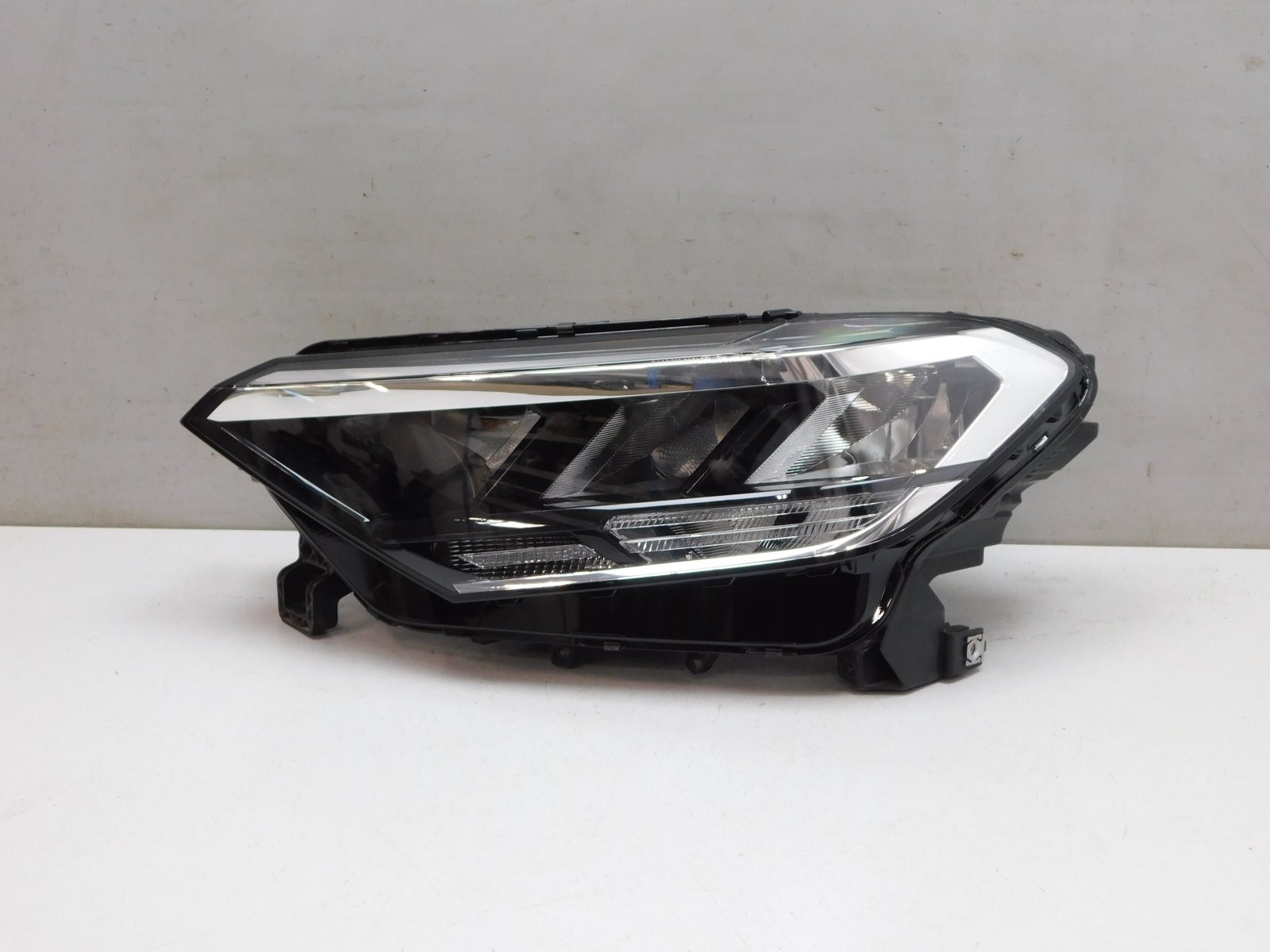 Фара левая Volkswagen Polo (RUS) 2020>