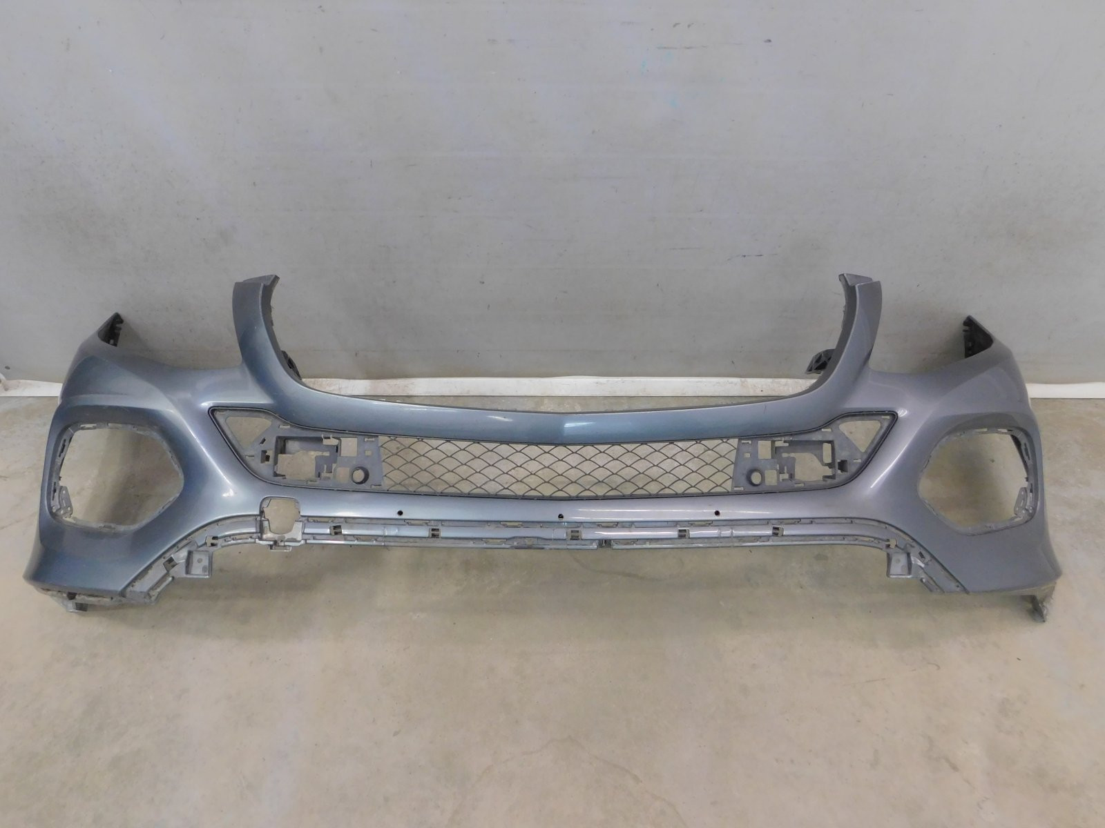 Бампер передний Mercedes-Benz M-Klasse (ML/GLE) W166 2011>