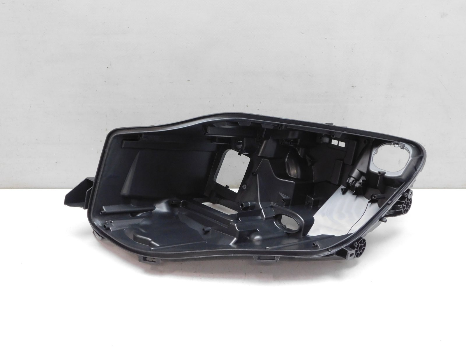 Корпус фары левой Mercedes-Benz M-Klasse (ML/GLE) W166 2011>