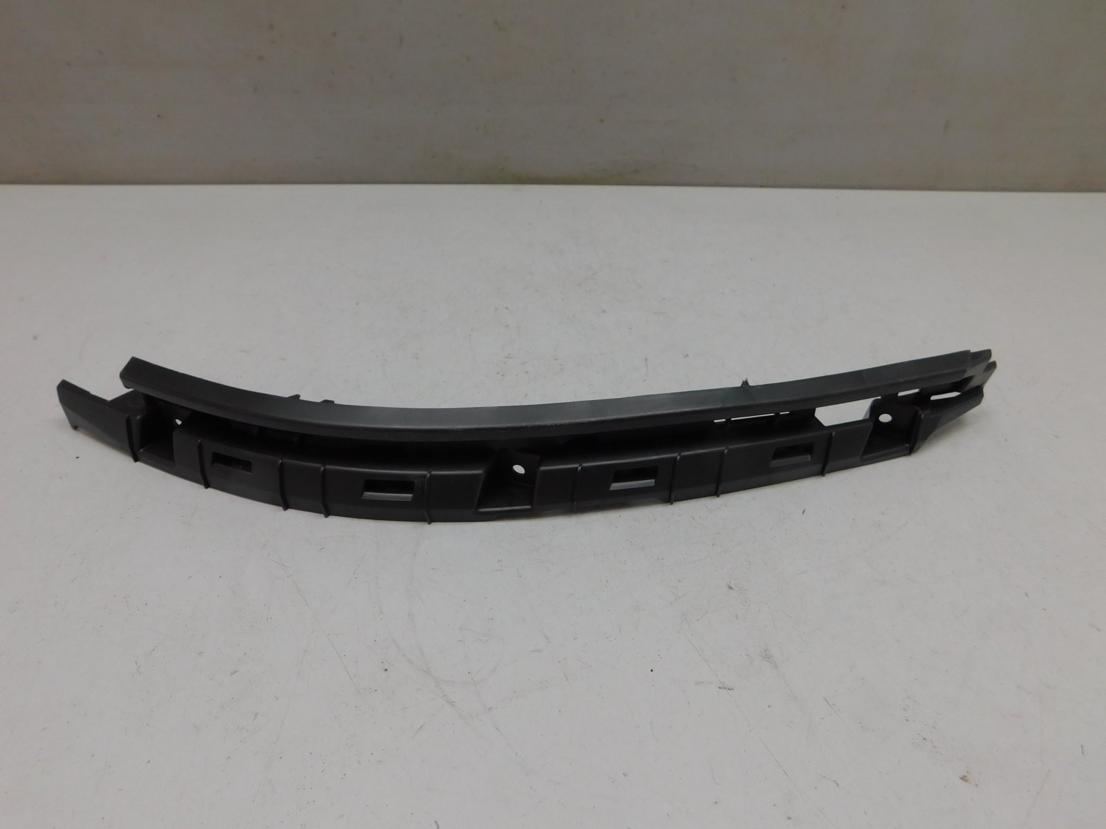 Кронштейн заднего бампера Renault Arkana 2019>