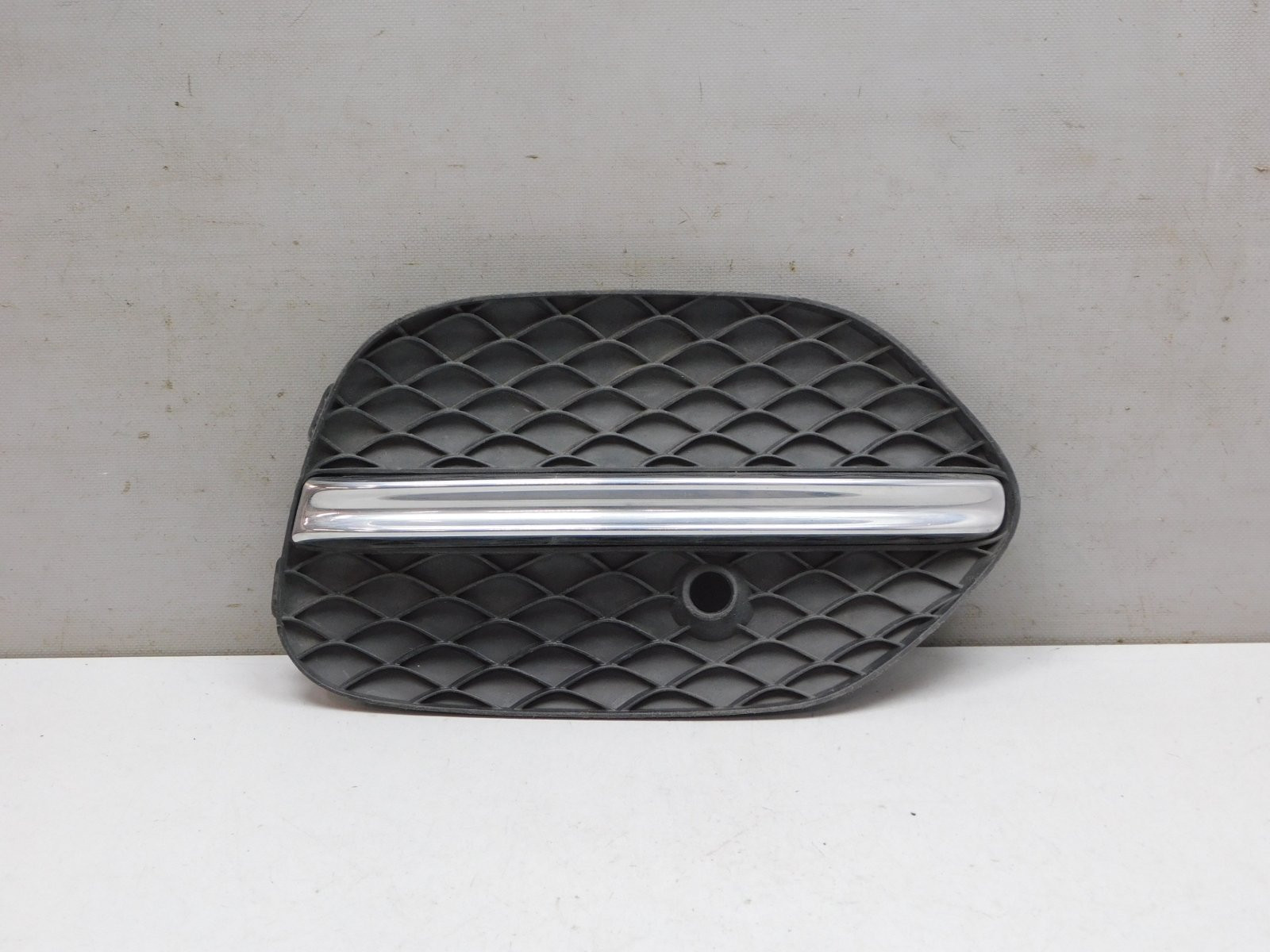 Решетка в бампер правая Mercedes-Benz M-Klasse (ML/GLE) W166 2011>