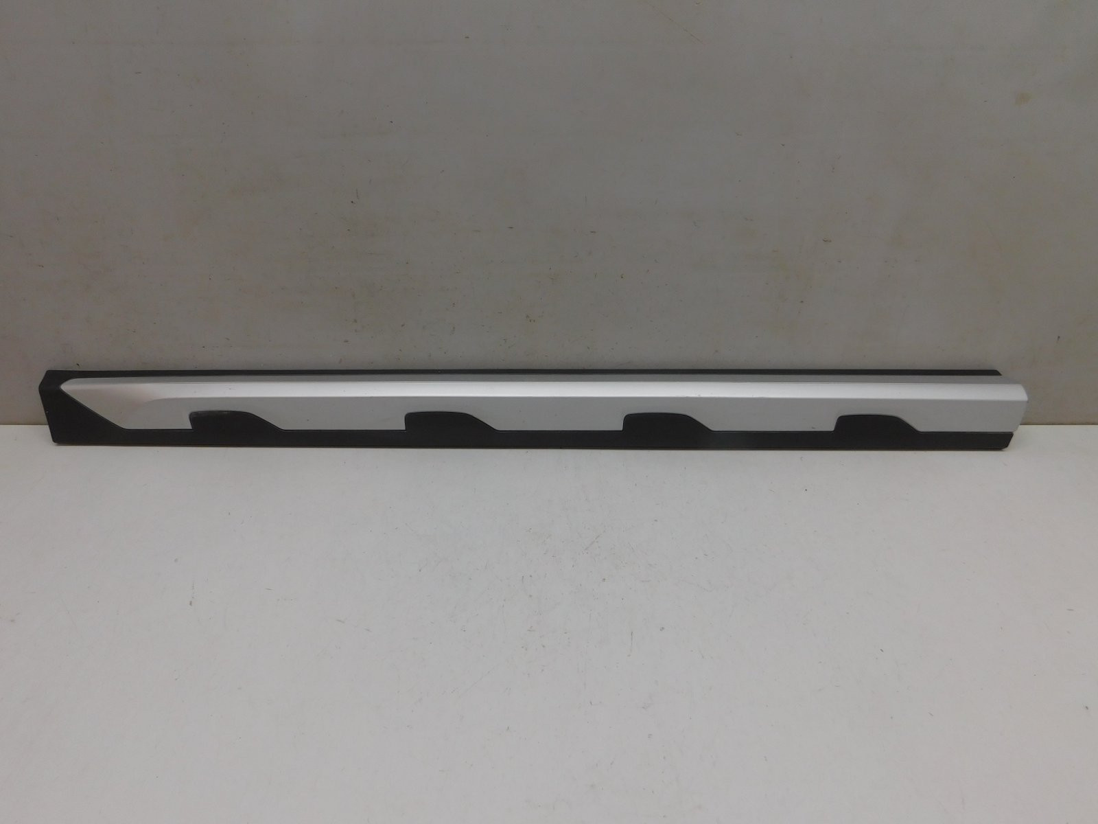 Накладка двери передней левой BMW X3 G01 2017>