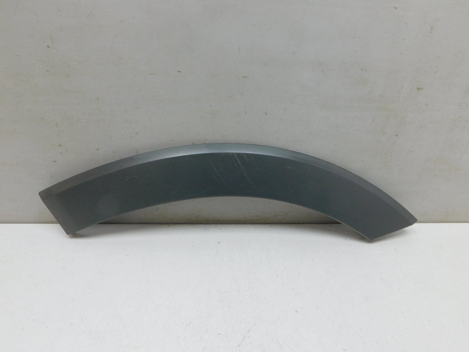 Накладка двери передней правой Ford Transit 2014>