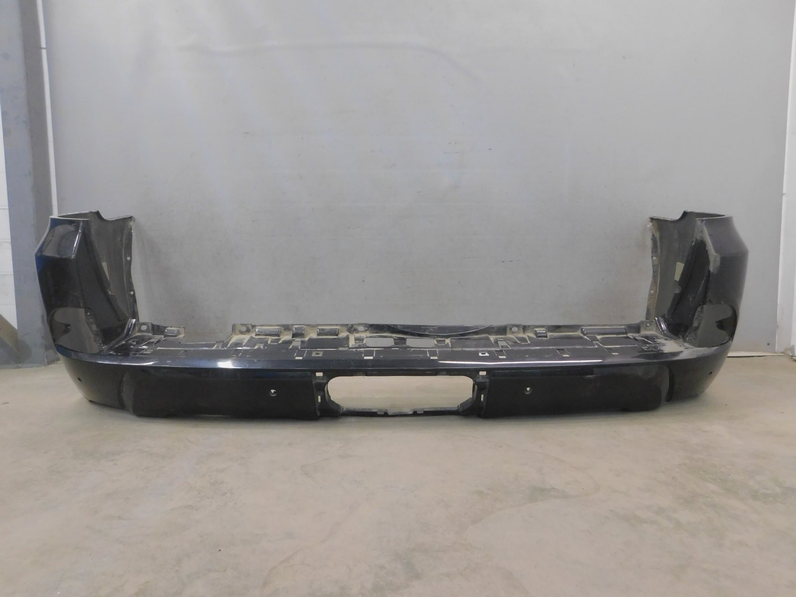 Бампер задний Lexus LX 570 (URJ200) 2007>