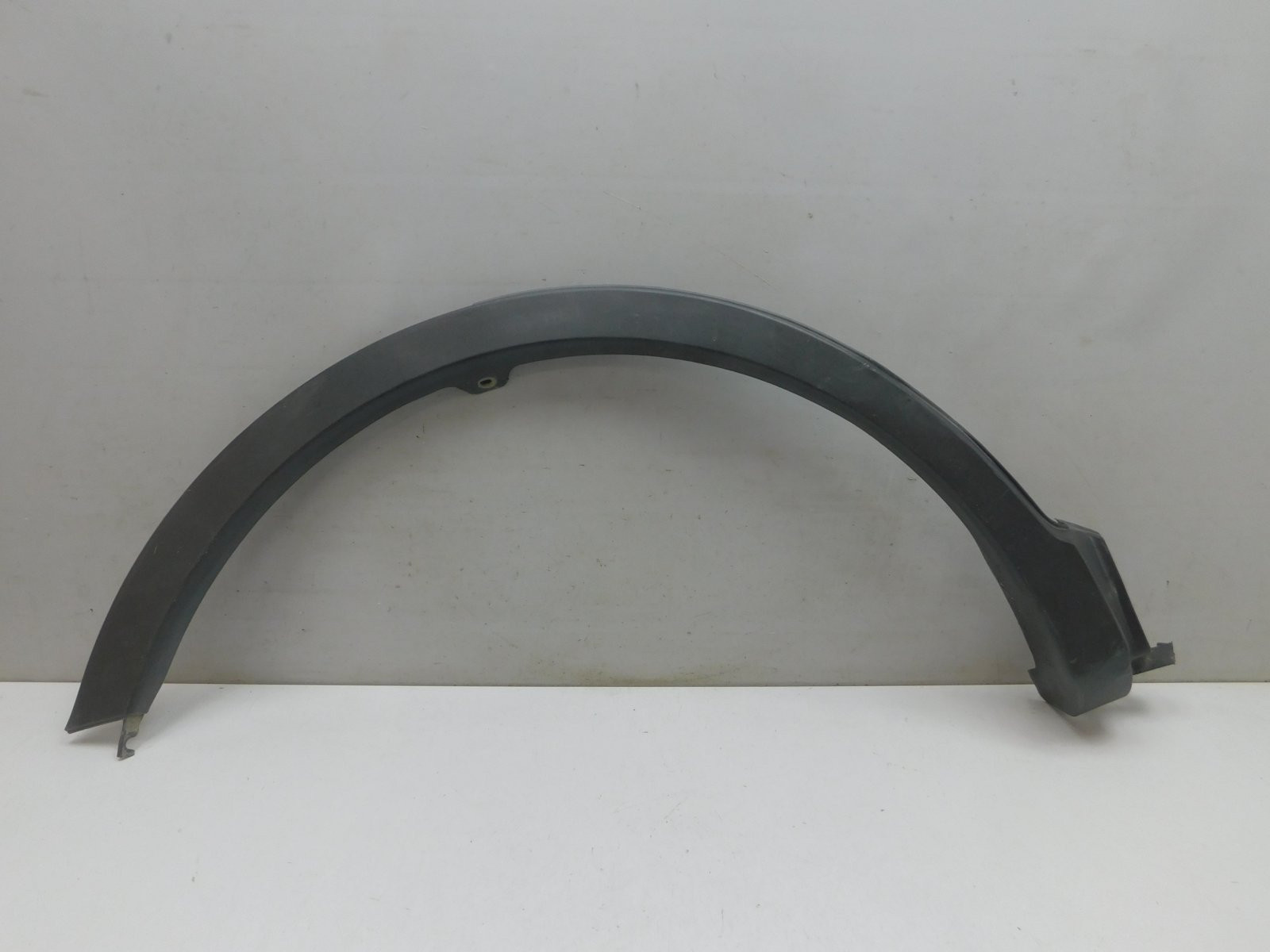 Накладка крыла заднего  правого Toyota RAV 4 2013-2019