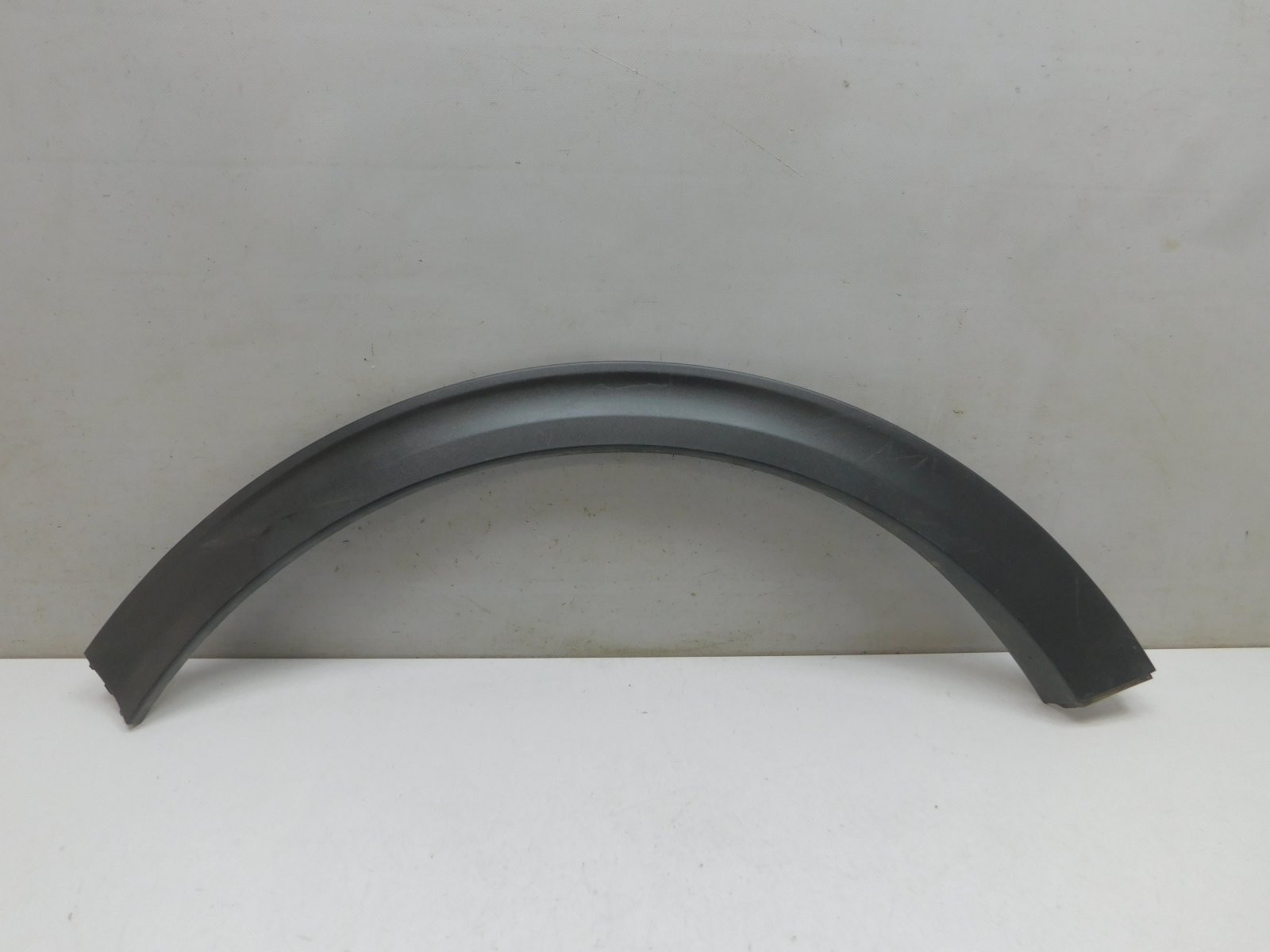 Накладка крыла заднего  правого Kia Sportage 2015>