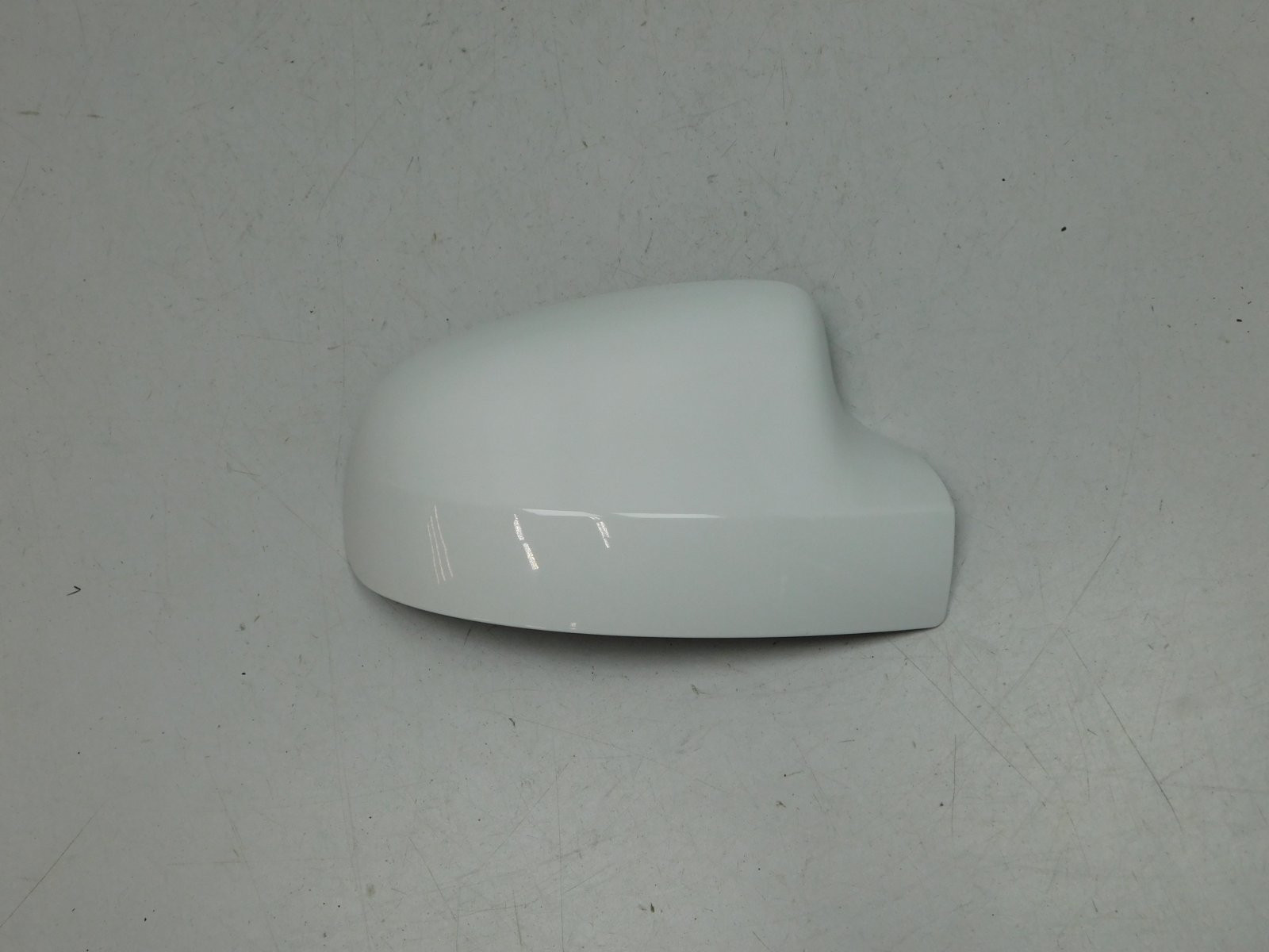 Накладка зеркала правого Renault Duster 2011>