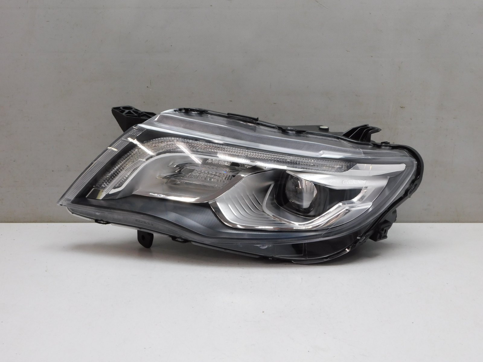 Фара левая Geely Atlas 2017>