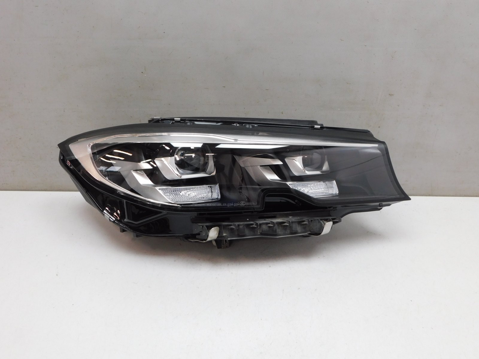 Фара правая BMW 3-серия G20 2018>