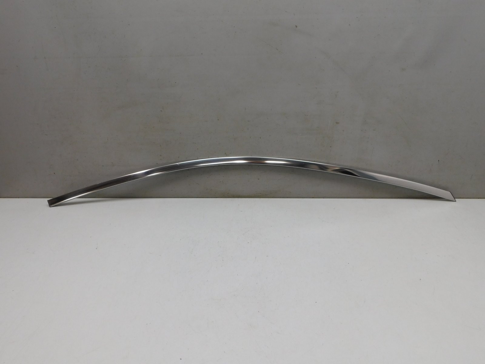 Молдинг двери передней правой Geely Coolray I 2020>