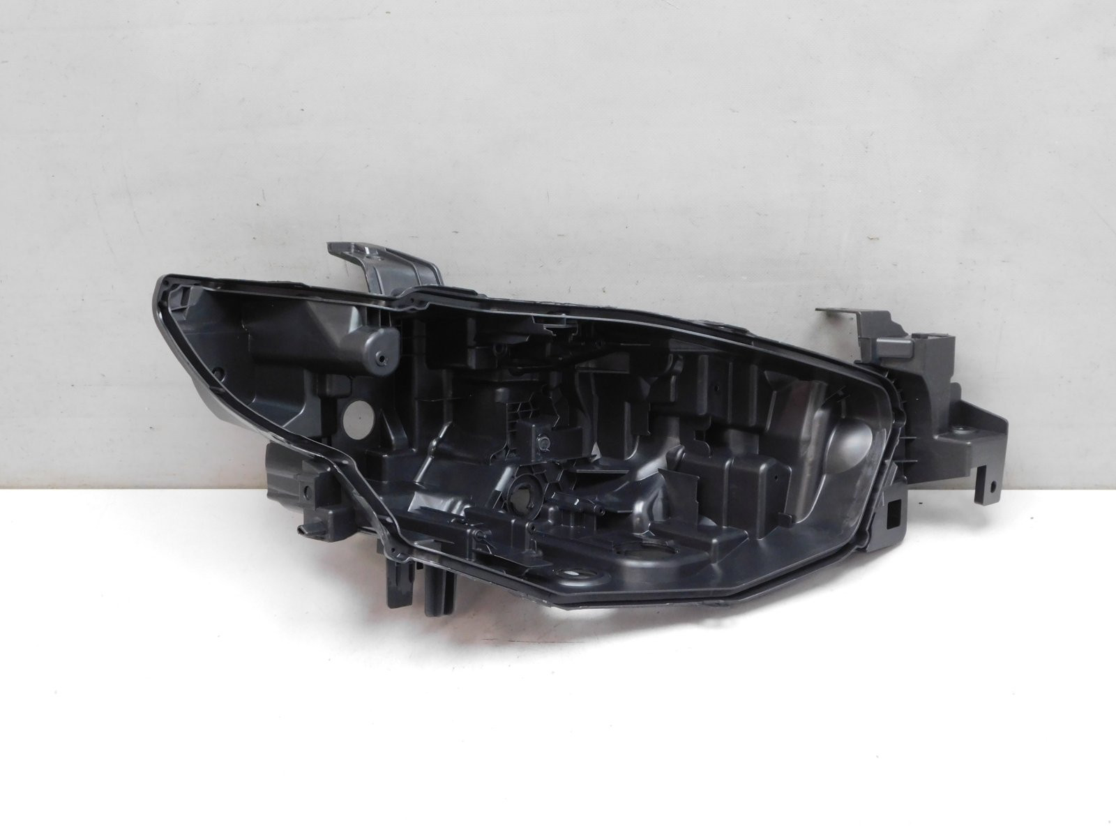 Корпус фары правой Mazda 6 (GJ/GL) 2013>