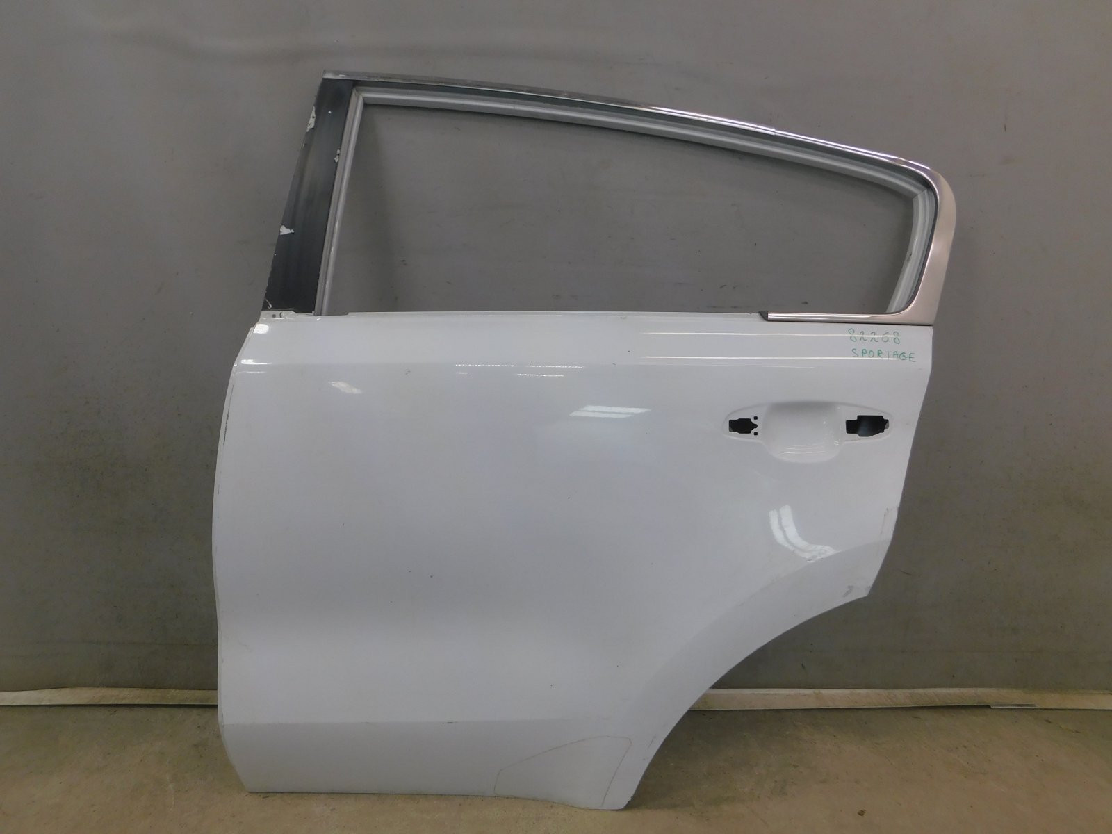 Дверь задняя левая Kia Sportage 2015>