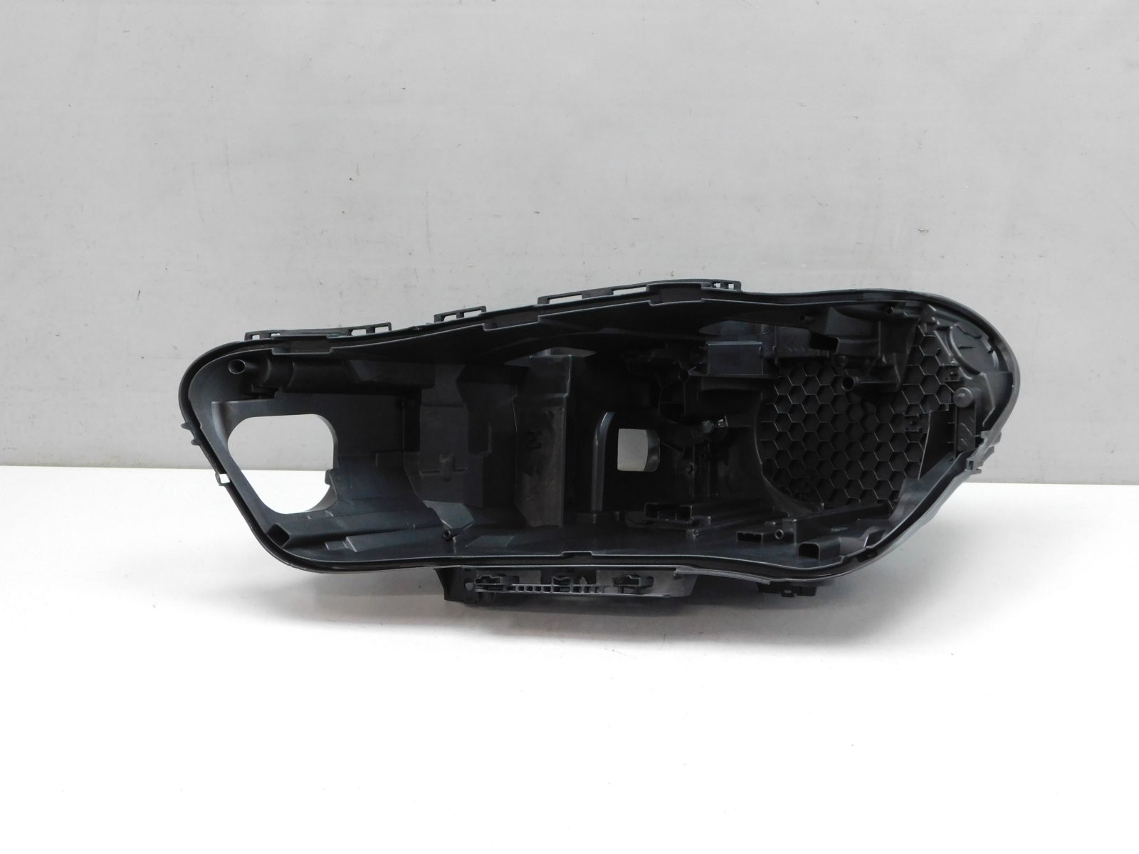 Корпус фары левой BMW X2 F39 2018>