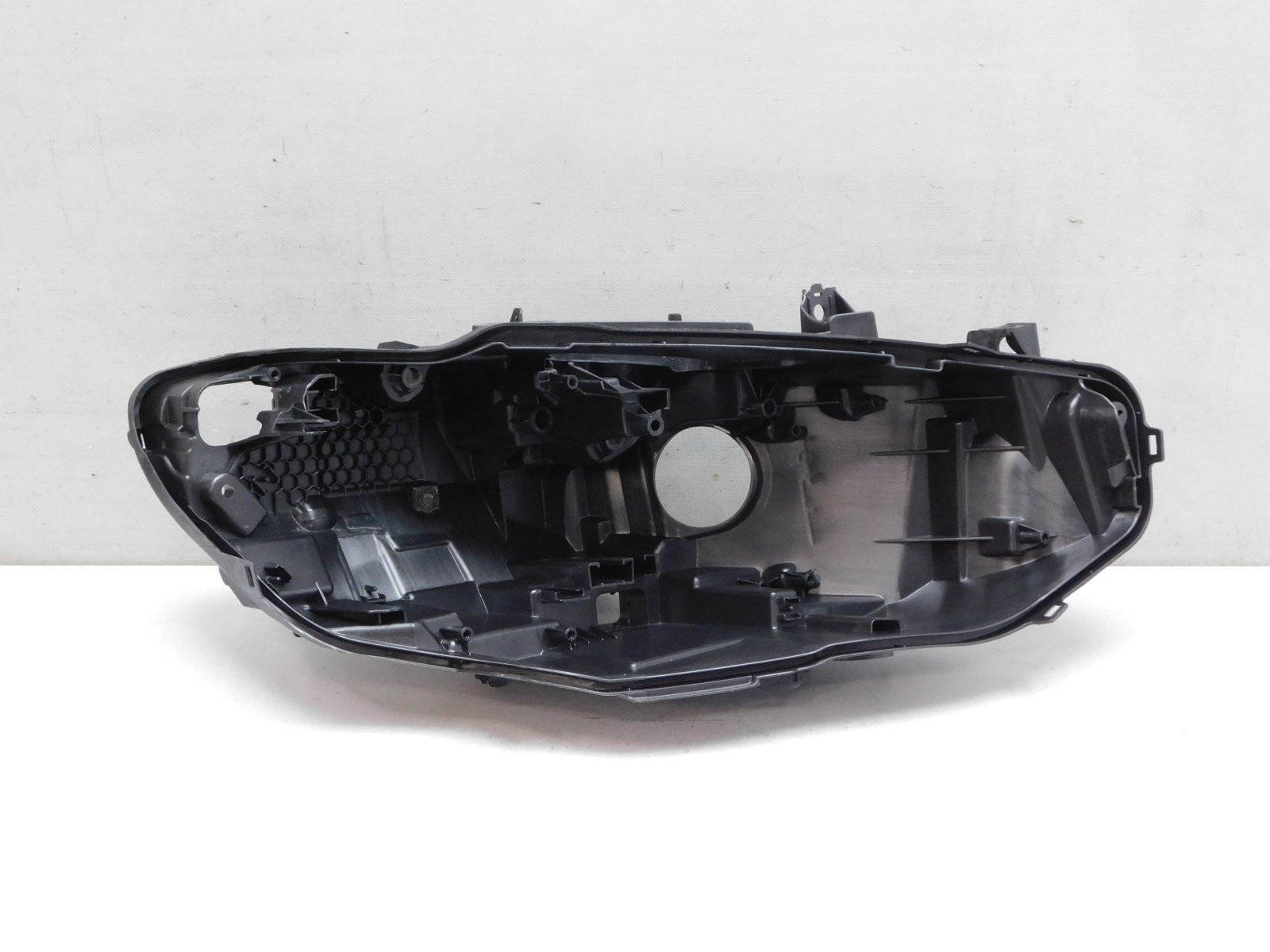 Корпус фары правой BMW 4-серия F32 2012>