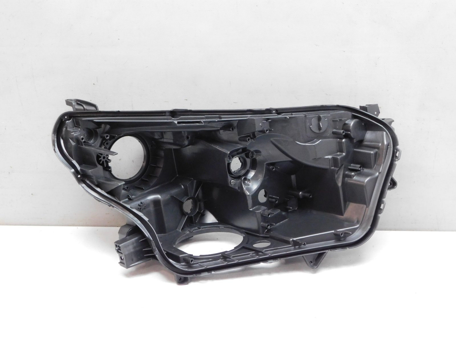 Корпус фары правой Toyota RAV 4 2013-2019