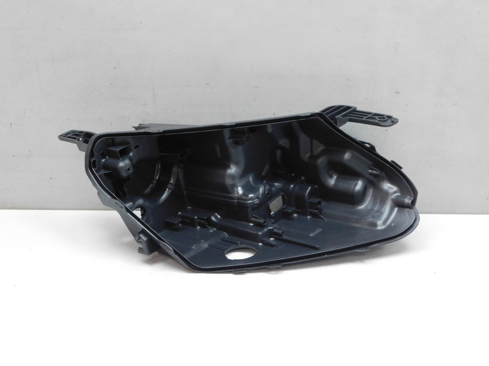 Корпус фары правой Geely Coolray I 2020>