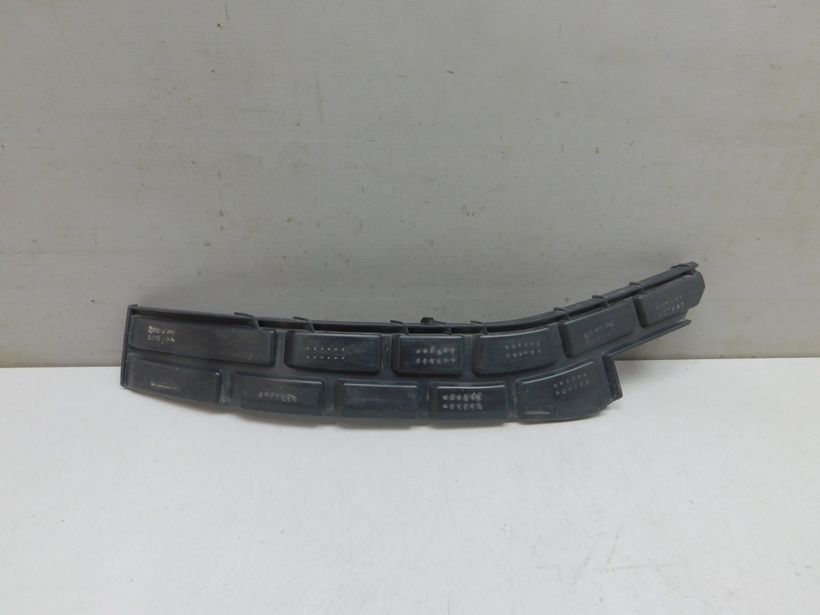 Кронштейн переднего бампера Haval F7 2019>