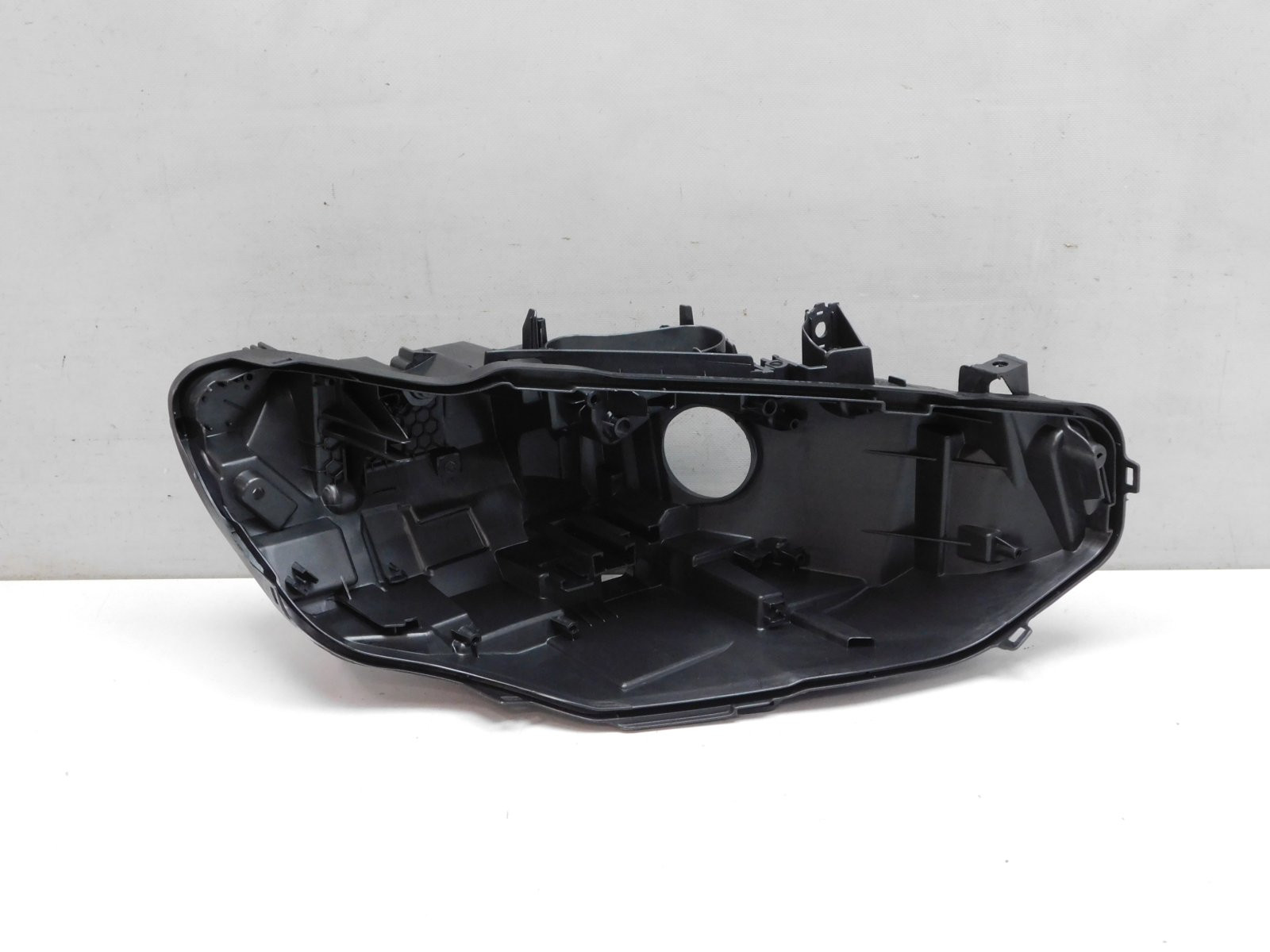 Корпус фары правой BMW 4-серия F32 2012>