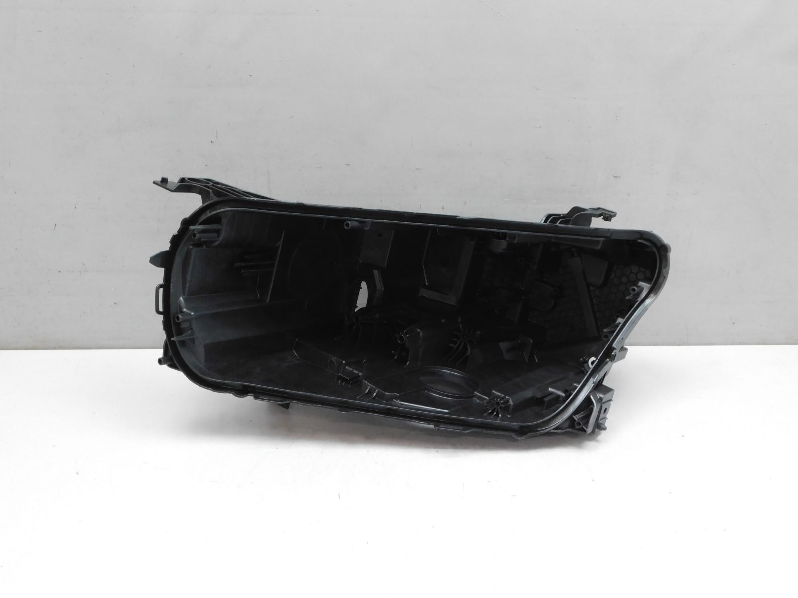 Корпус фары левой Geely Monjaro 2021>