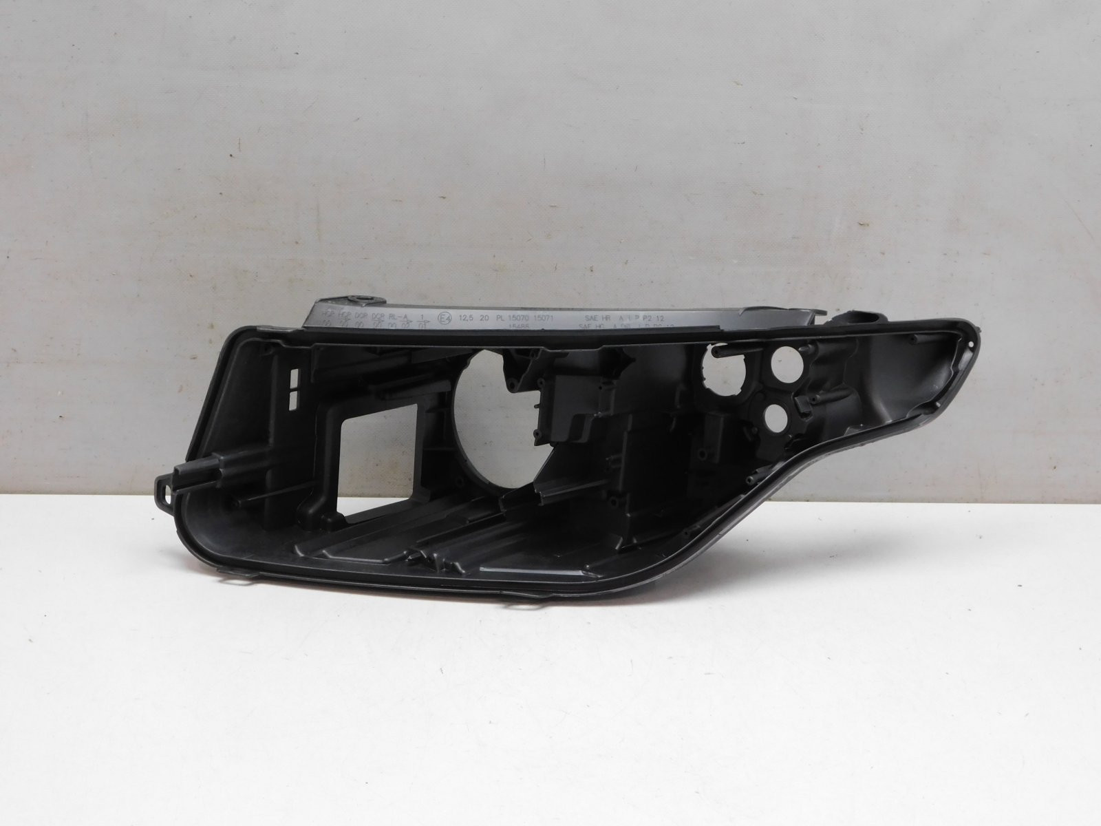 Корпус фары левой Land Rover Range Rover Evoque 2011-2019