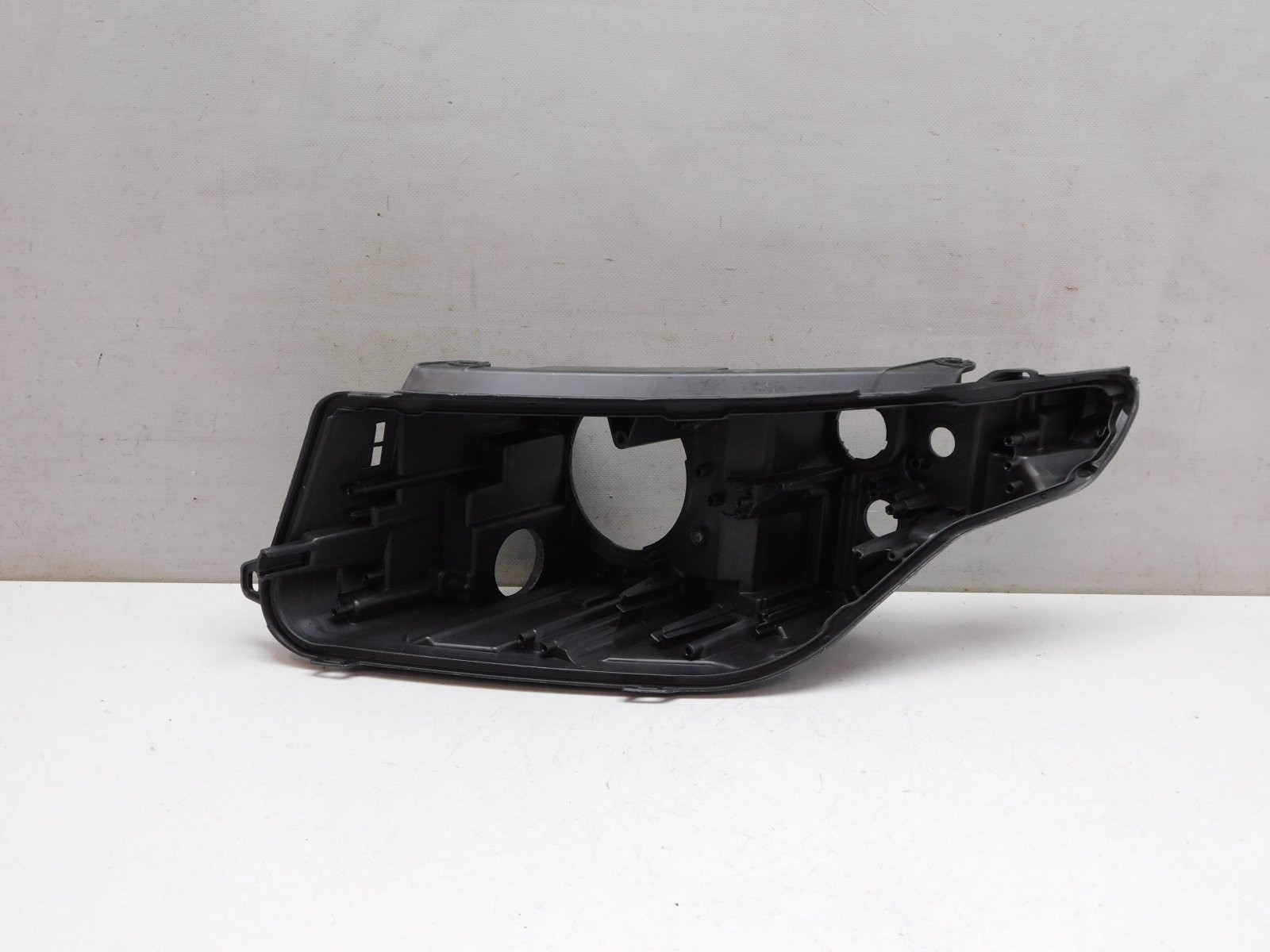 Корпус фары левой Land Rover Range Rover Evoque 2011-2019