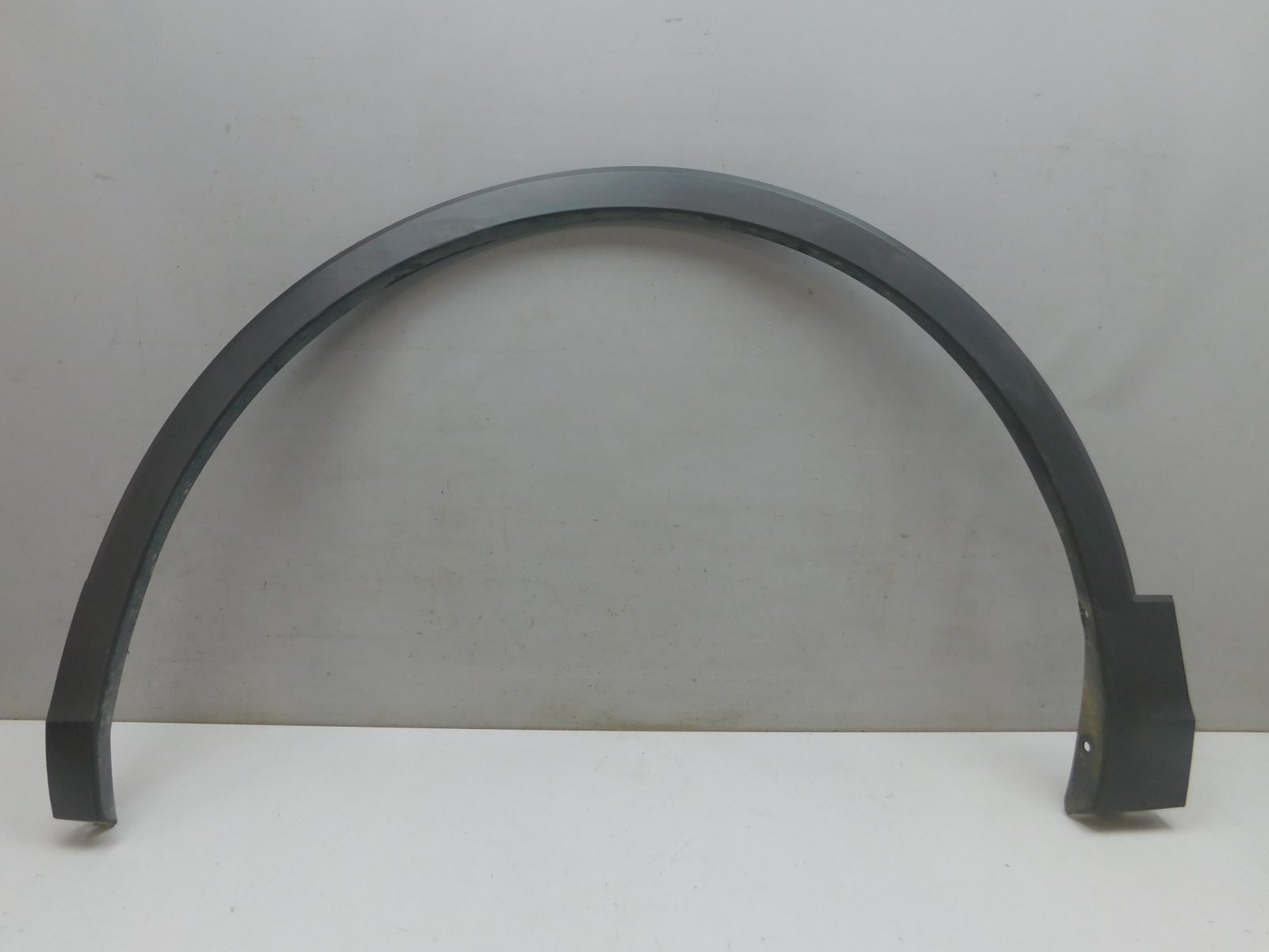 Накладка крыла переднего левого Volkswagen Tiguan 2017>